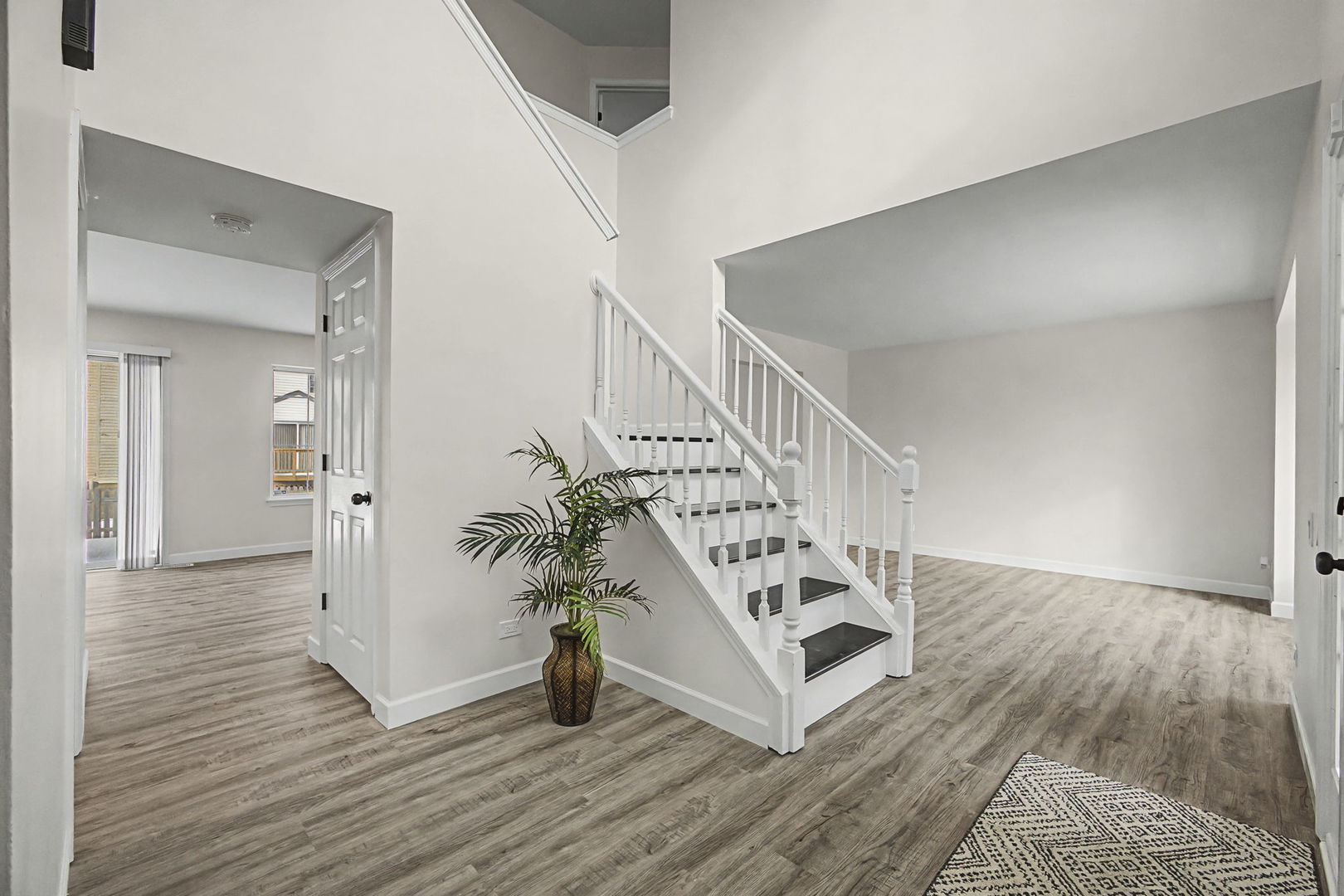 1661 Charlotte Circle, Naperville, IL 60564