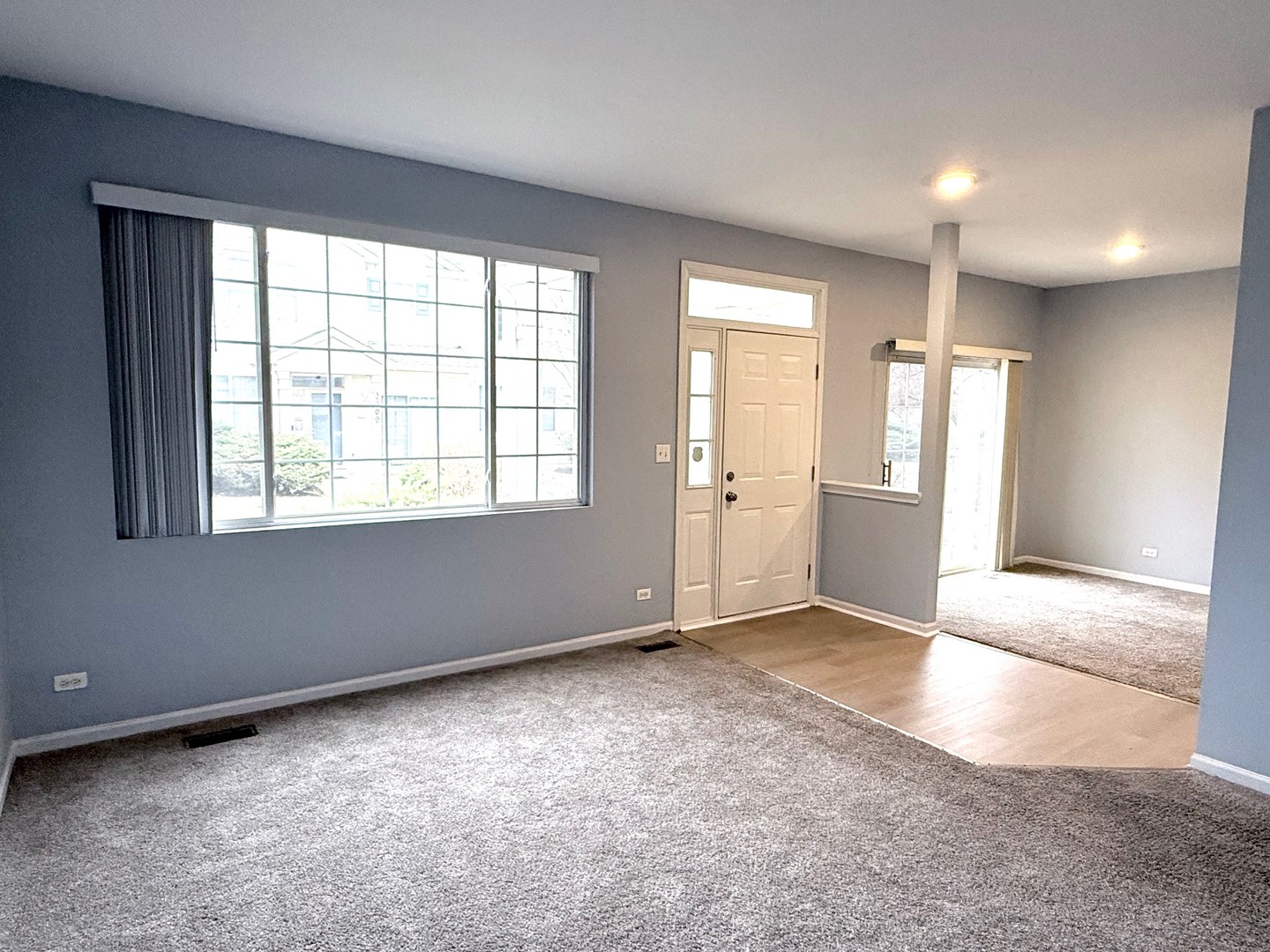 2279 Reflections Drive, Aurora, IL 60502