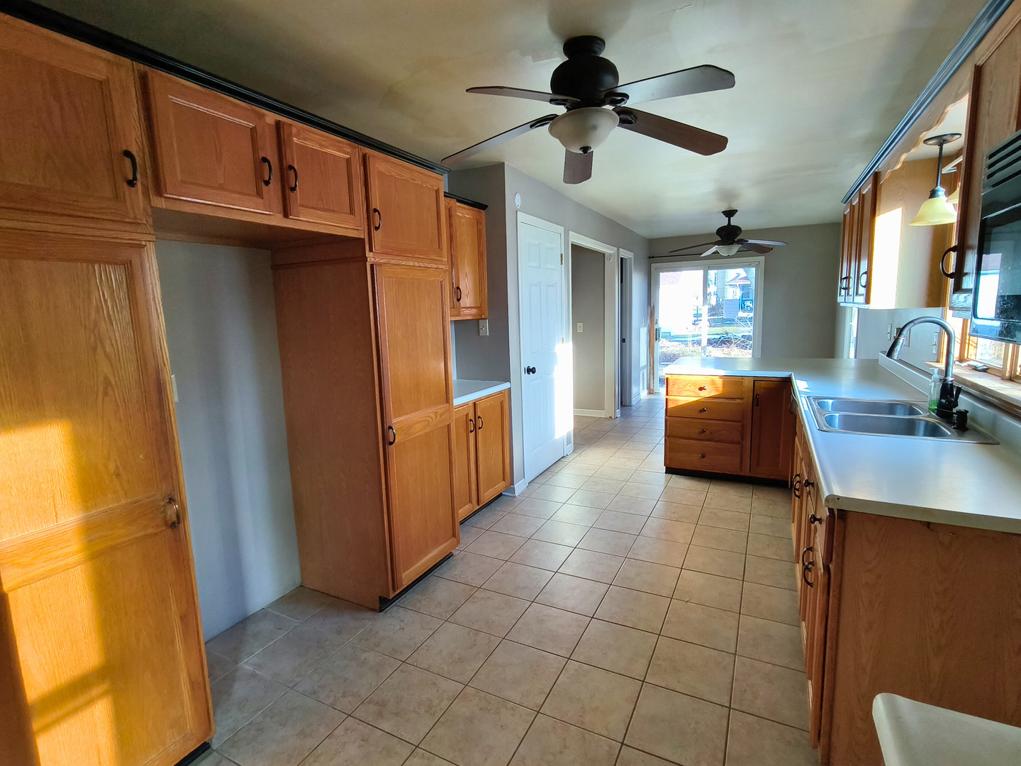 425 Sylvan Avenue, Grand Ridge, IL 61325