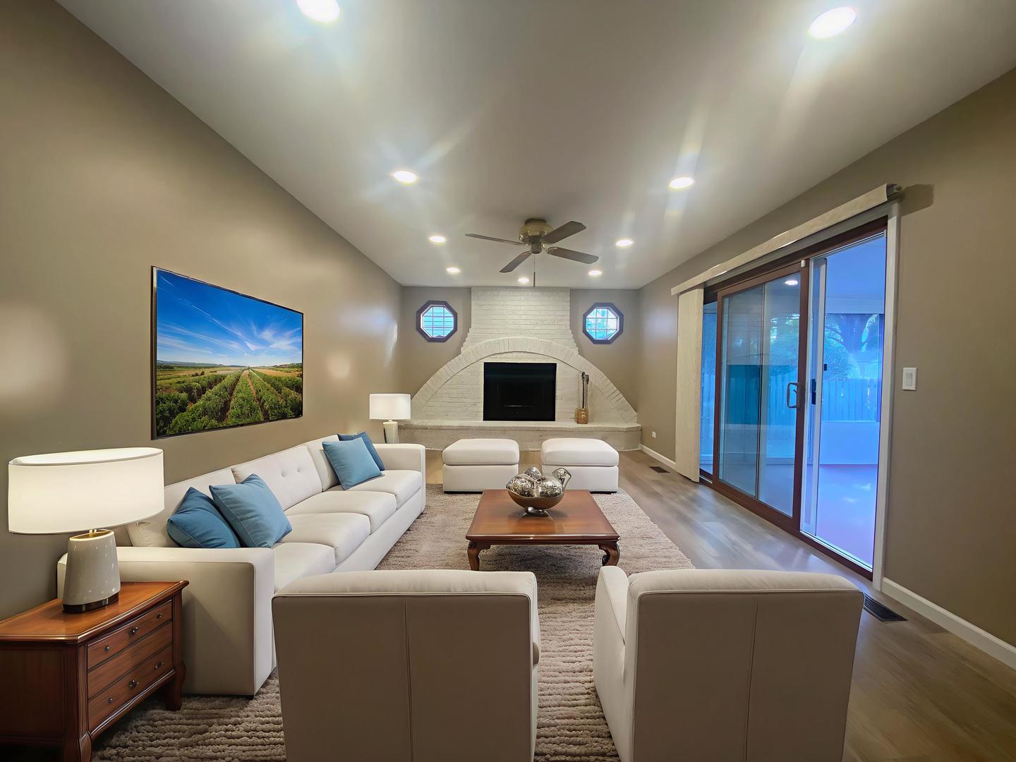 30 Wildwood Drive, Roselle, IL 60172