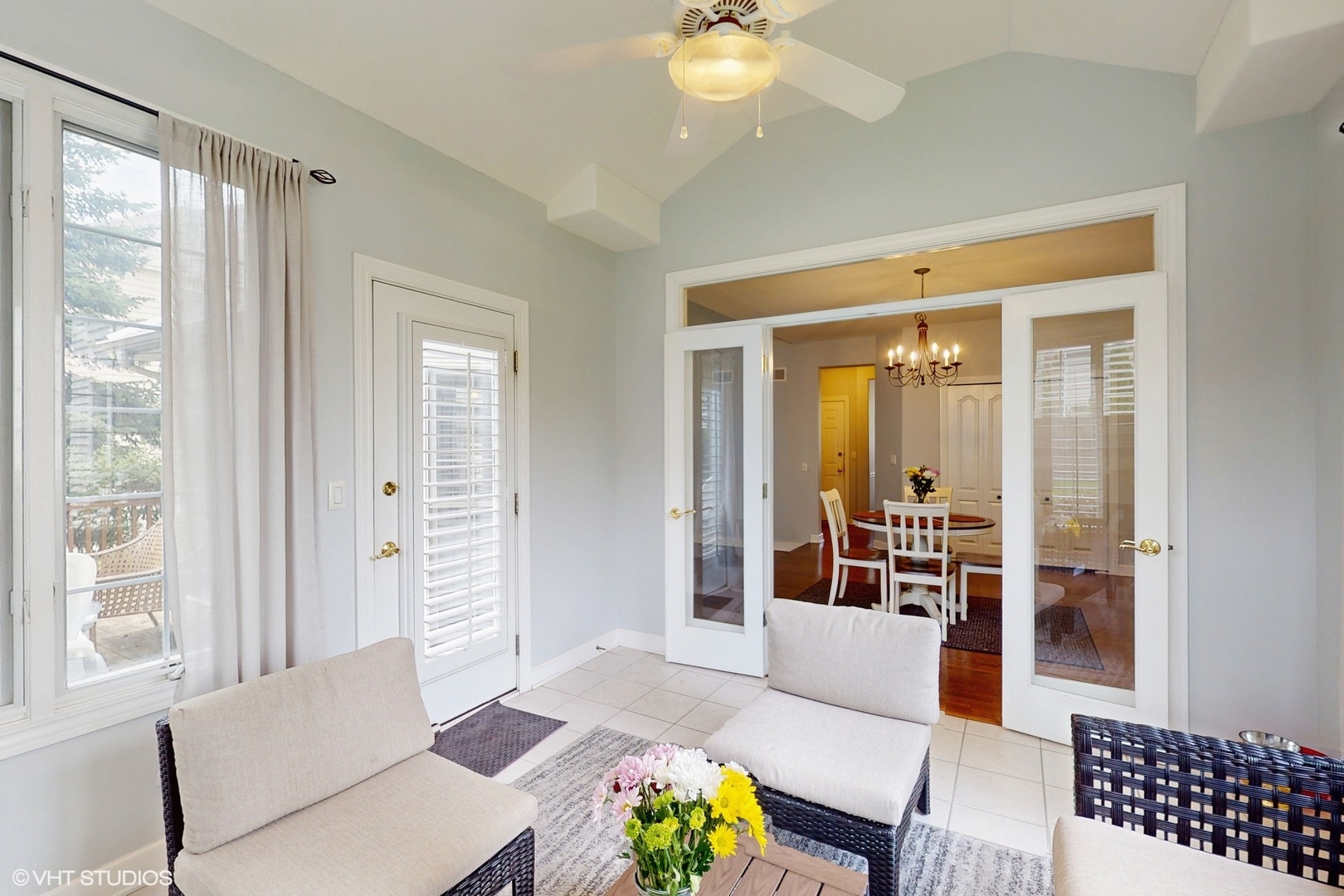 3432 Redwing Drive, Naperville, IL 60564