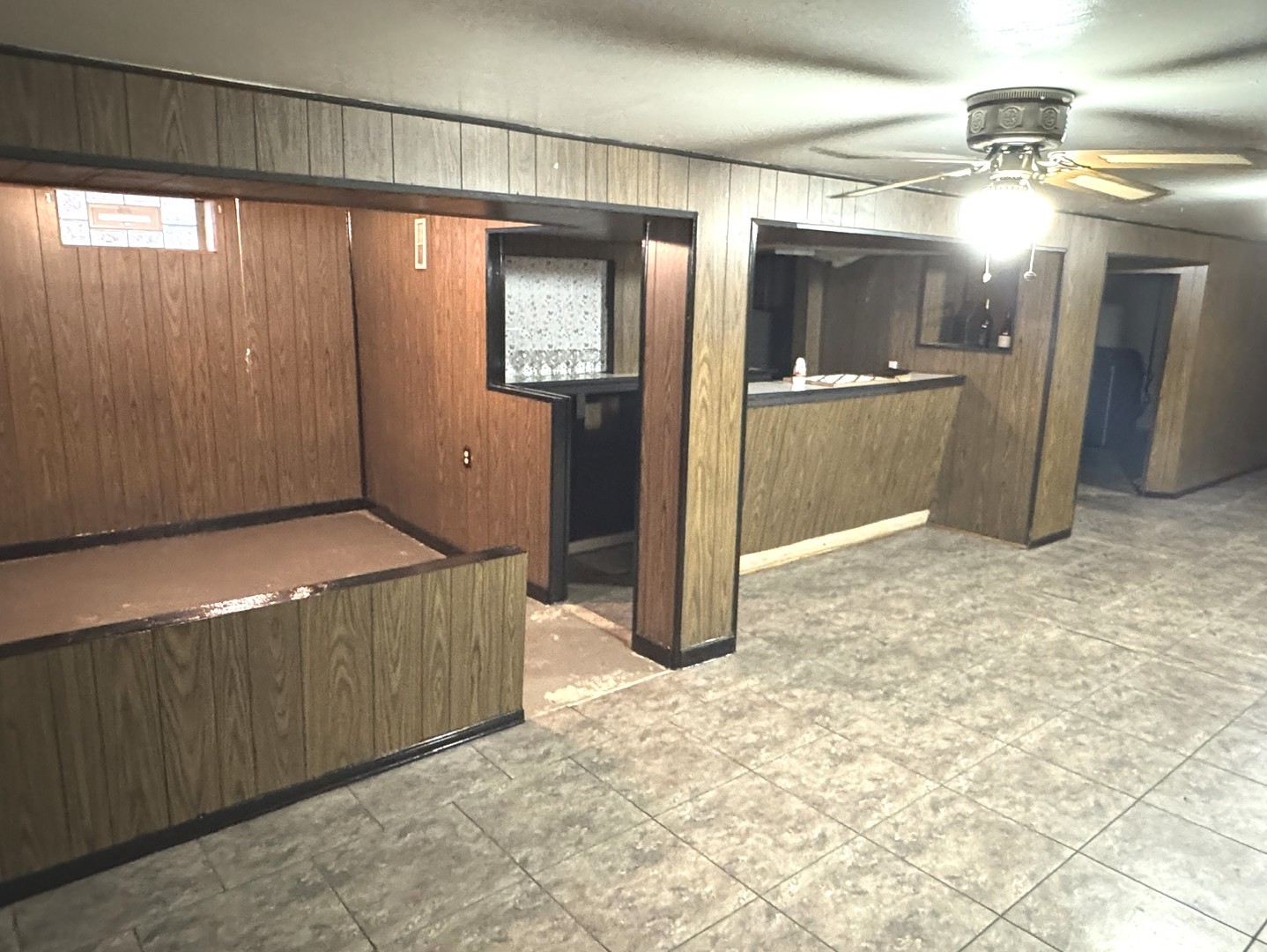 609 Linden Avenue, Bellwood, IL 60104