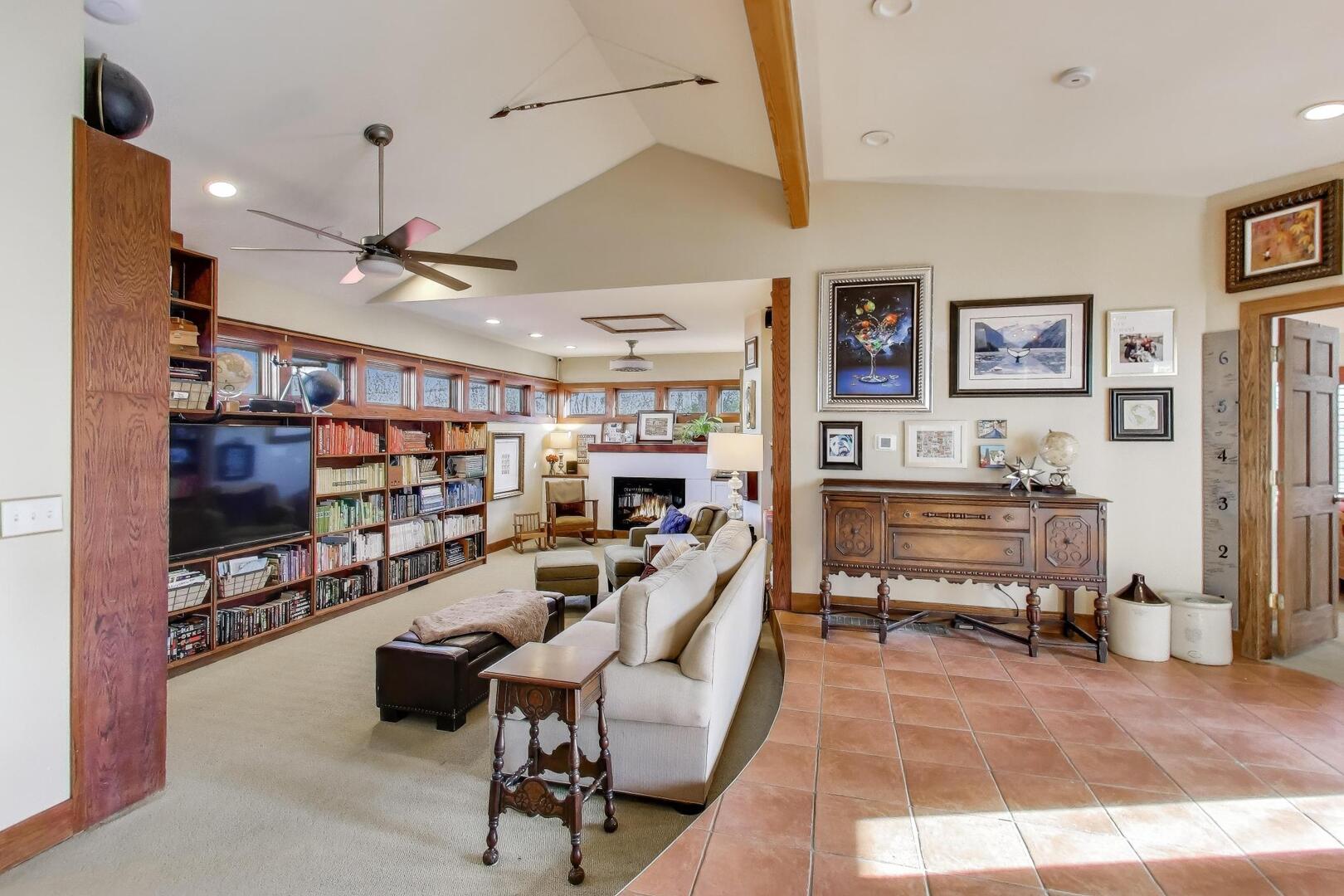 315 S OAK Street, Palatine, IL 60067