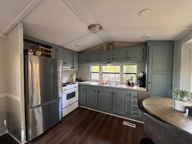 2795 E 28th Lot 1216 Road, Seneca, IL 61360