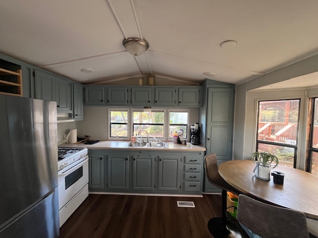 2795 E 28th Lot 1216 Road, Seneca, IL 61360