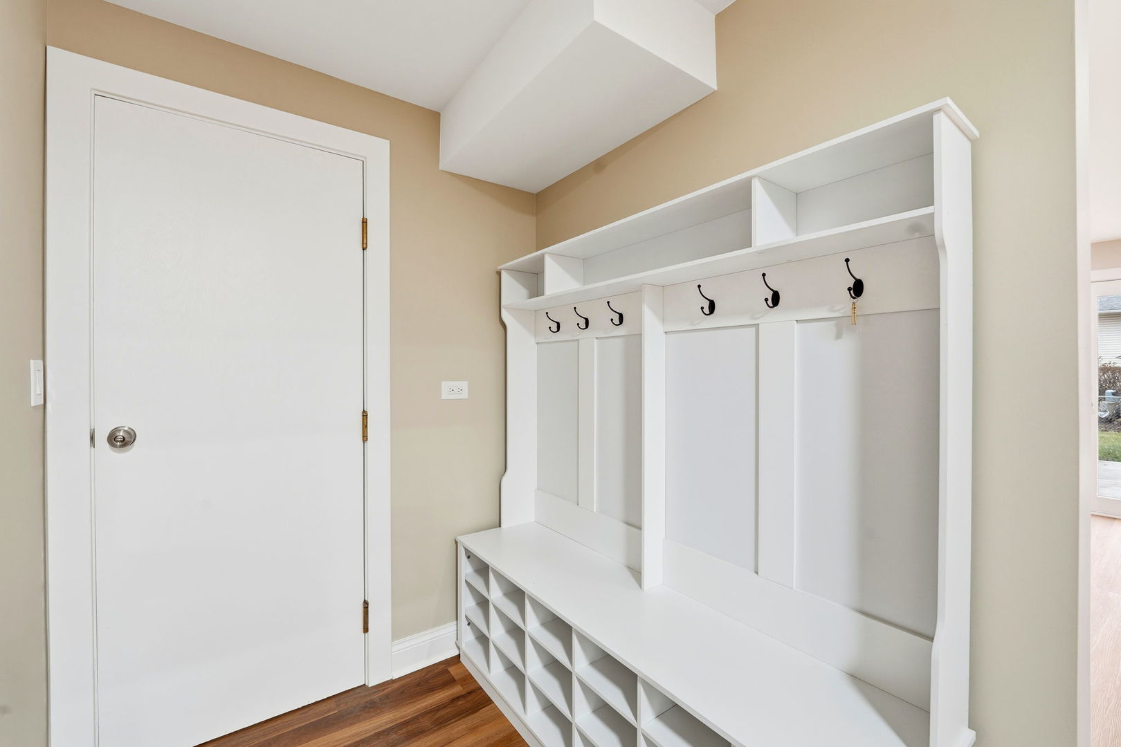 703 N Whitcomb Drive, Palatine, IL 60074