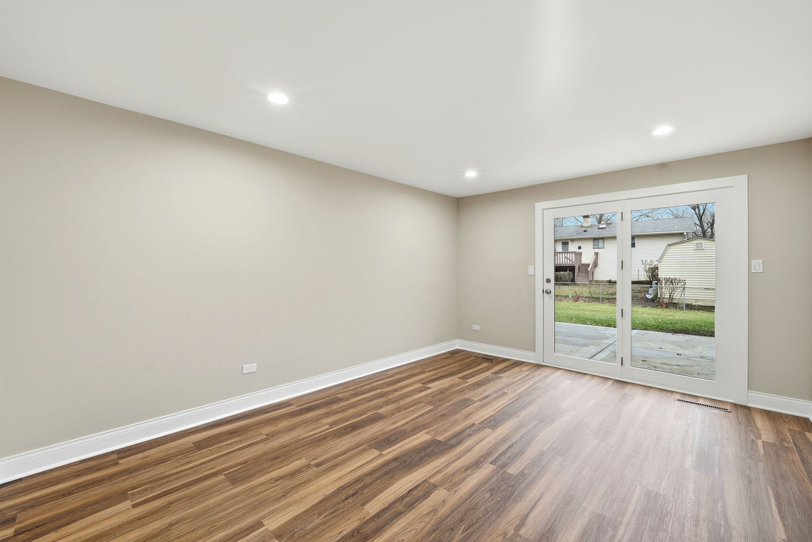 703 N Whitcomb Drive, Palatine, IL 60074