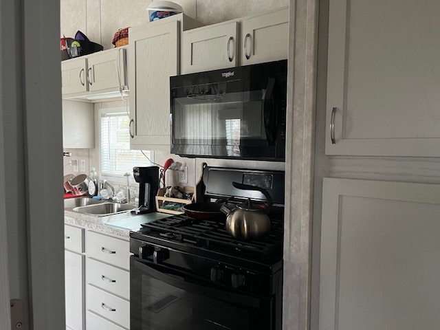 2795 E 28th Lot 1404 Road, Seneca, IL 61360