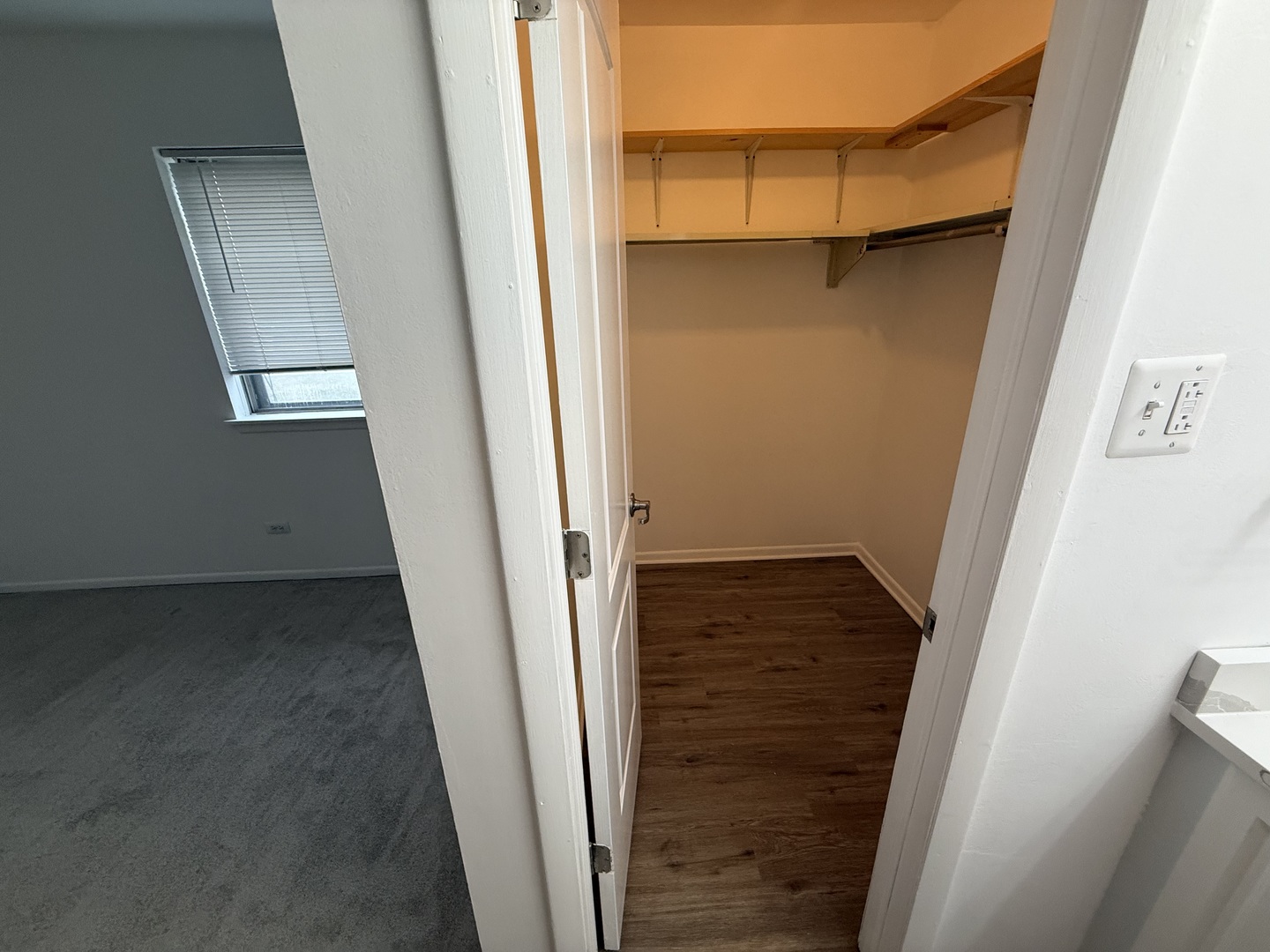 18053 Live Oak Court #1603, Tinley Park, IL 60477