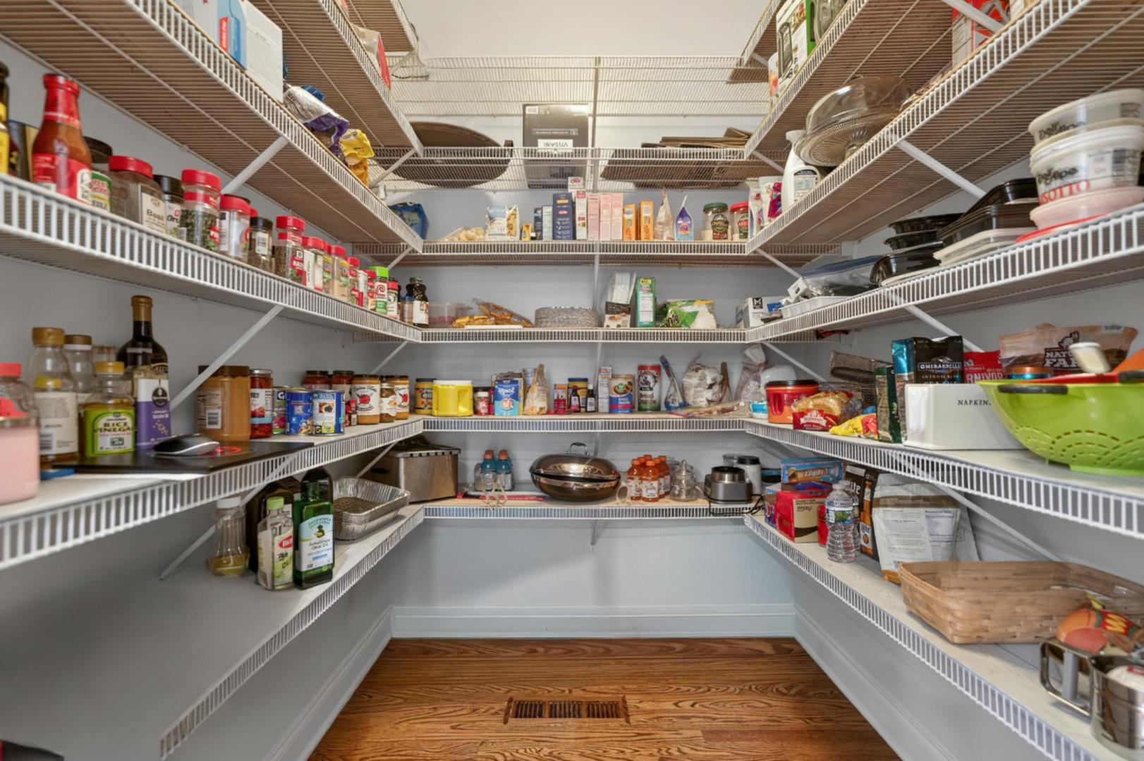 127 Rose Drive, Bloomingdale, IL 60108