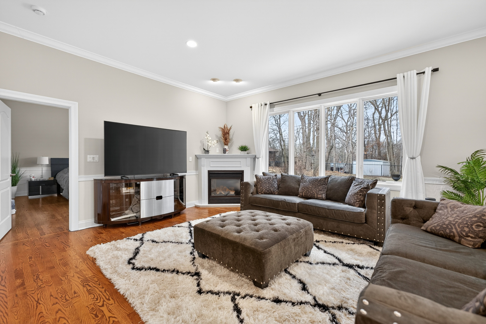 127 Rose Drive, Bloomingdale, IL 60108