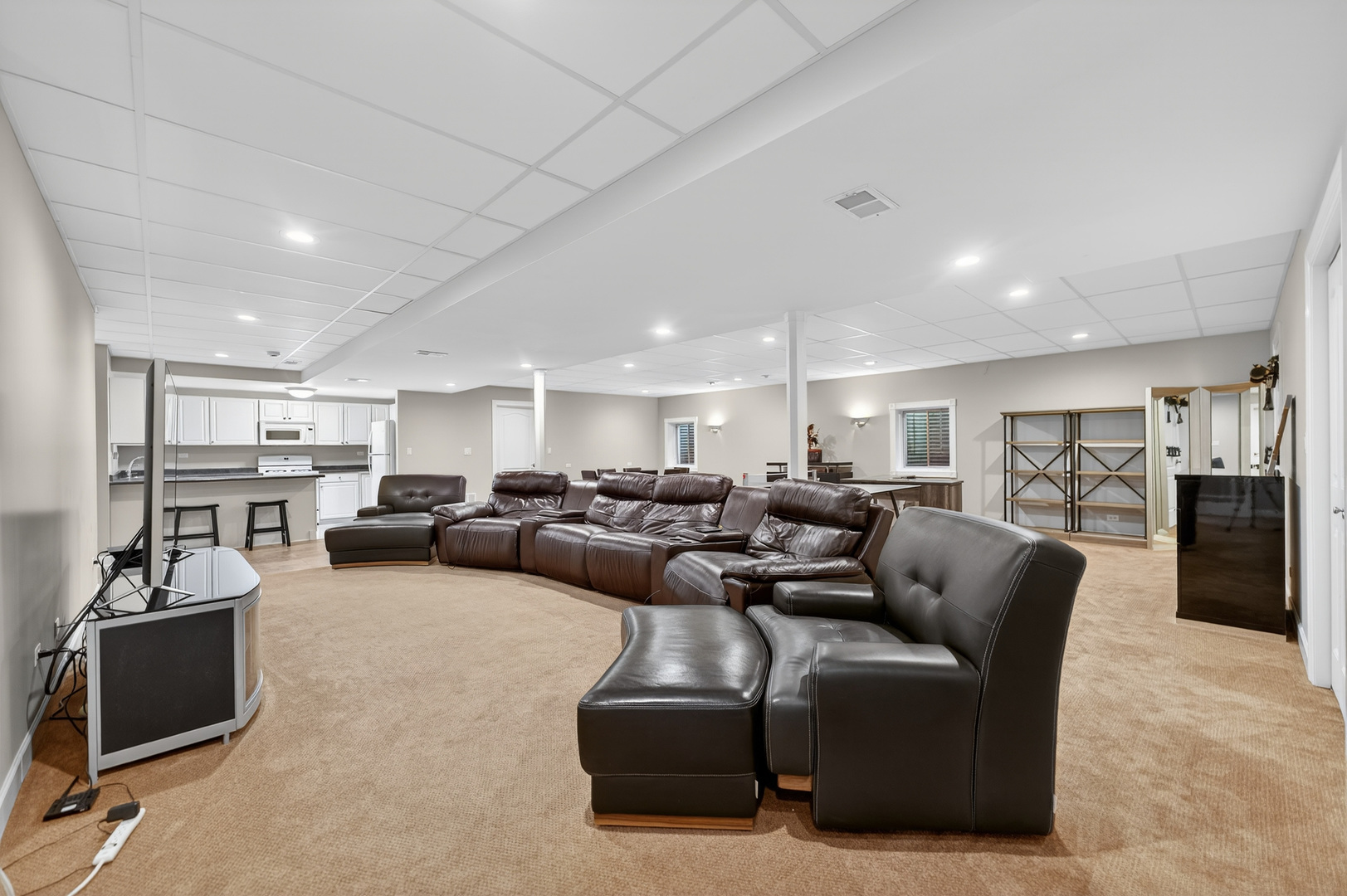 127 Rose Drive, Bloomingdale, IL 60108