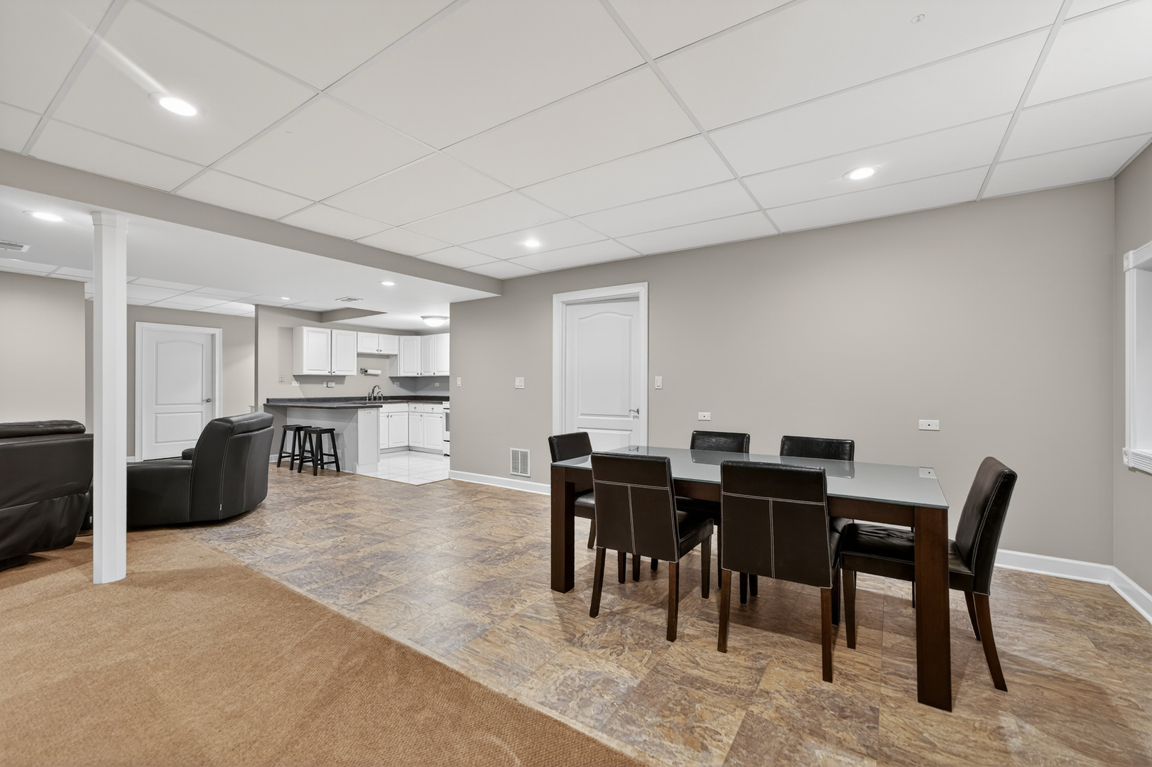 127 Rose Drive, Bloomingdale, IL 60108