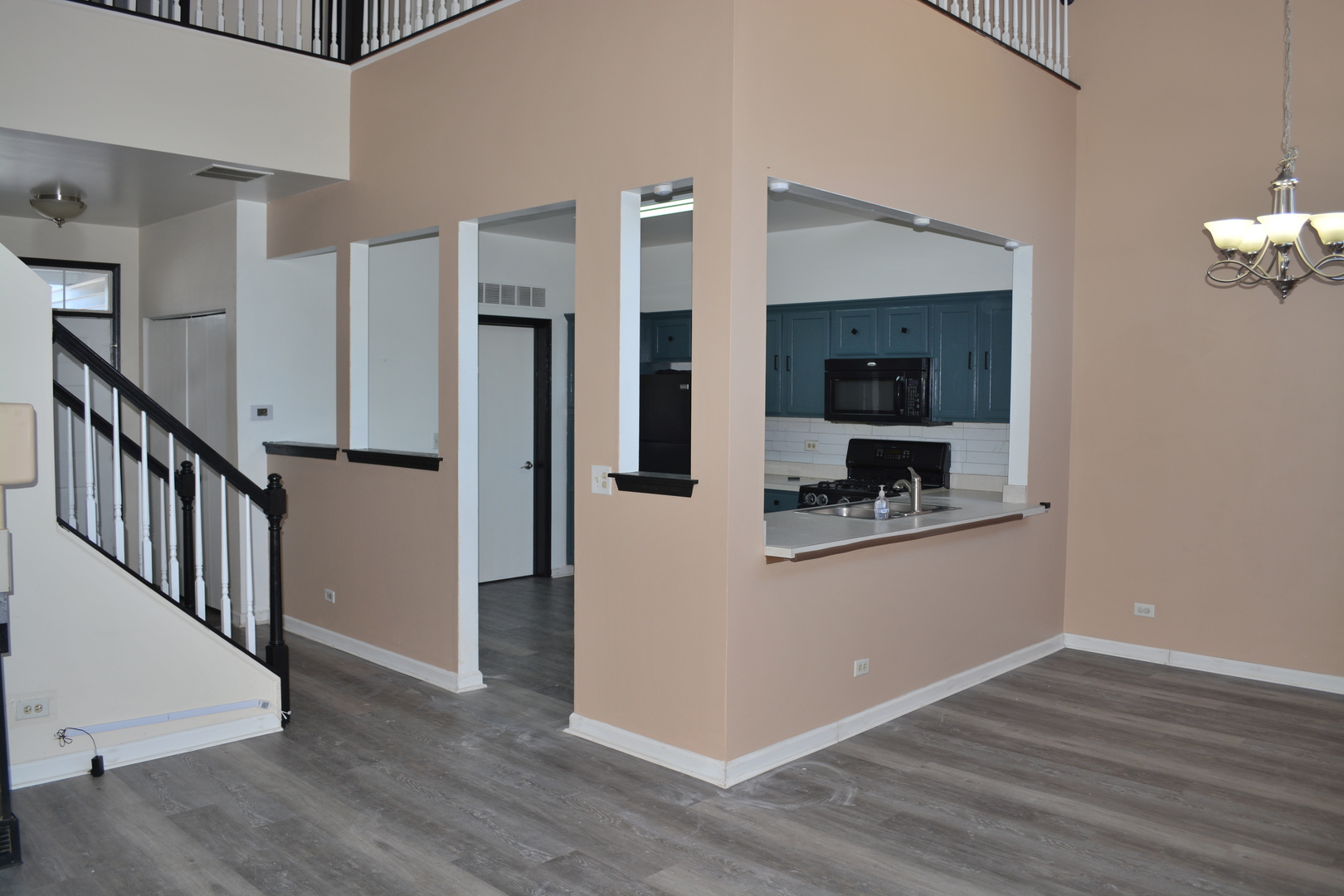 1401 Grayshire Court #1401, Elgin, IL 60120