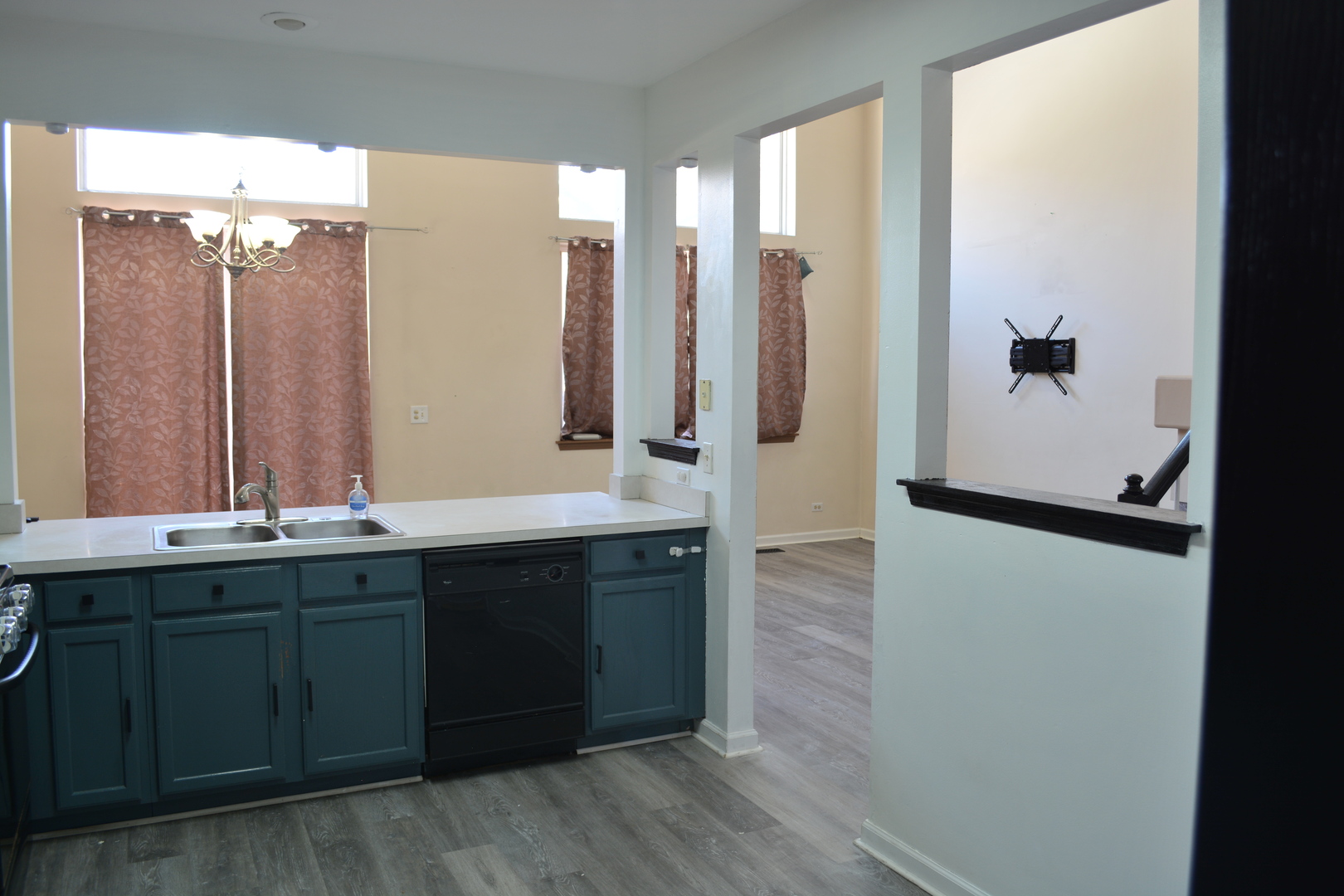 1401 Grayshire Court #1401, Elgin, IL 60120