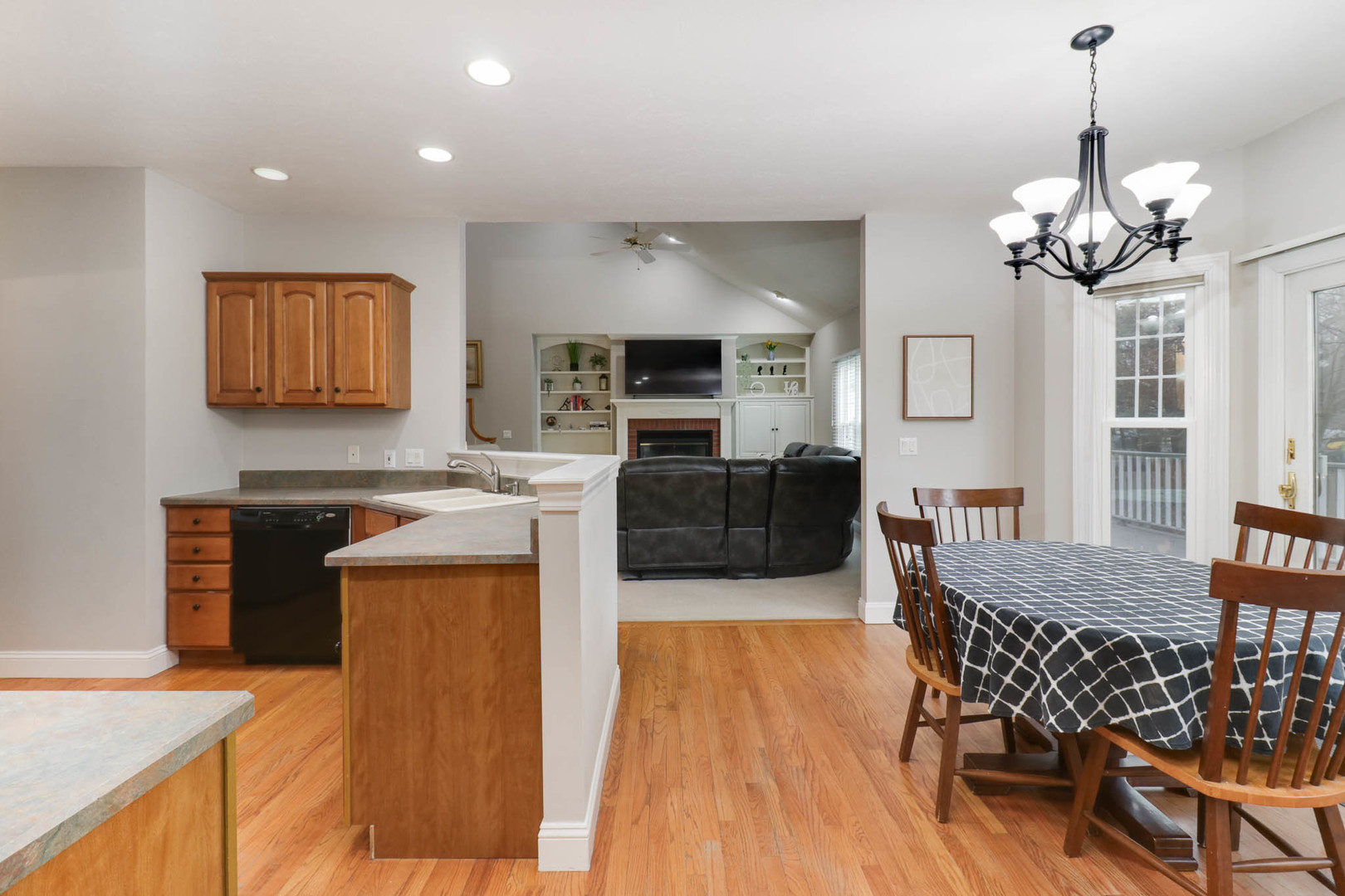 4 Scofield Court, Bloomington, IL 61704