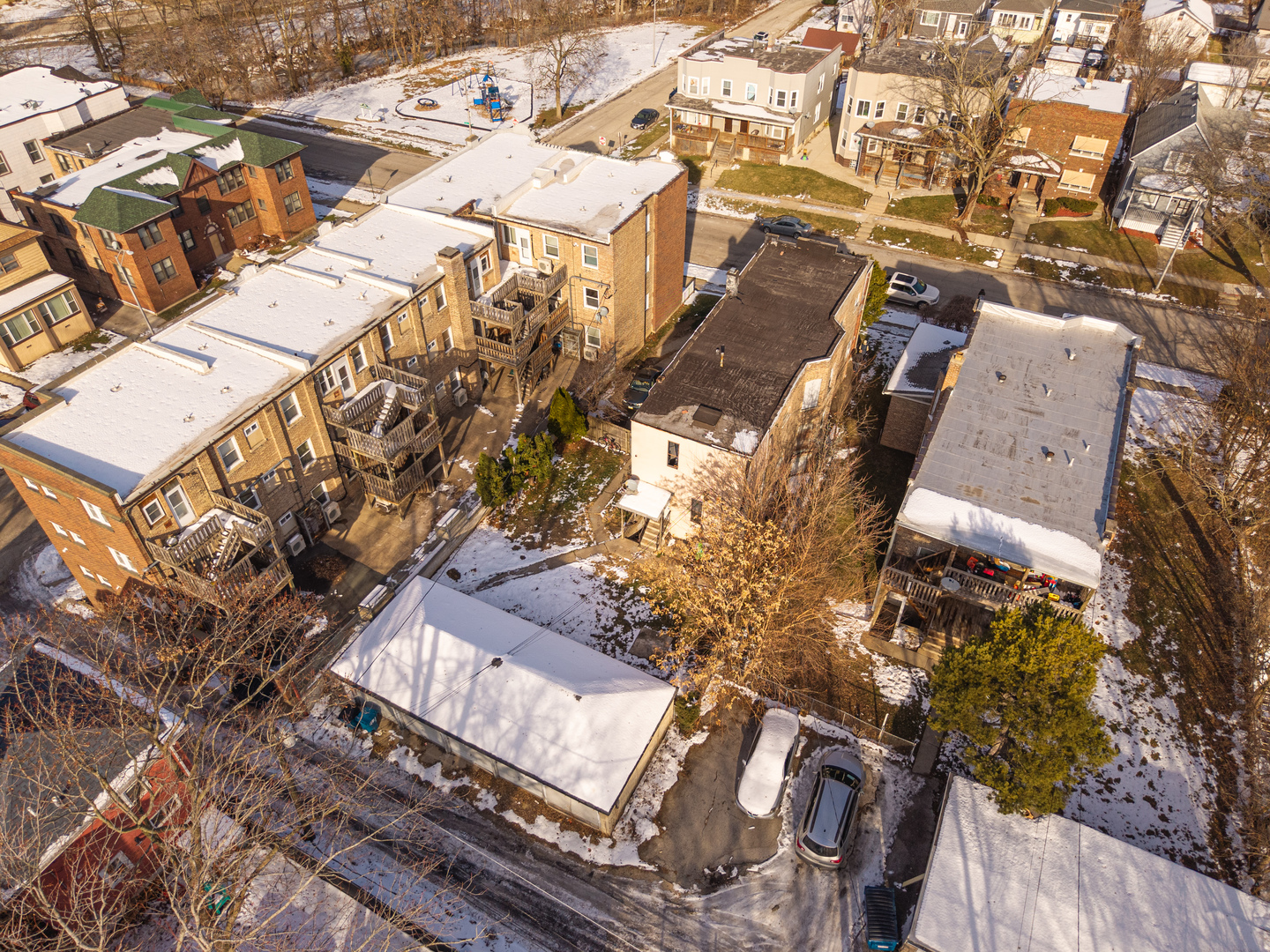 98 W 15th Street, Chicago Heights, IL 60411