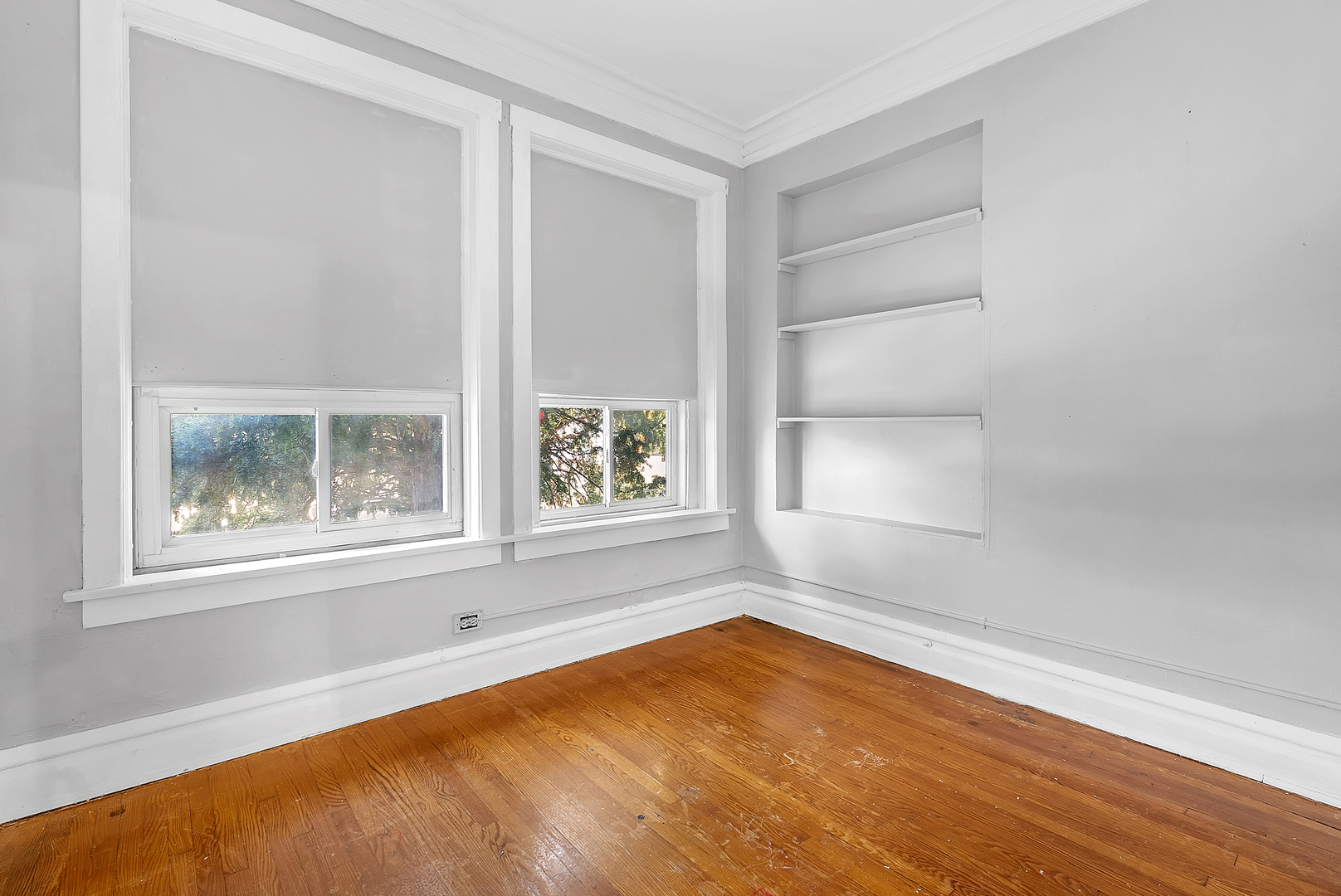 98 W 15th Street, Chicago Heights, IL 60411