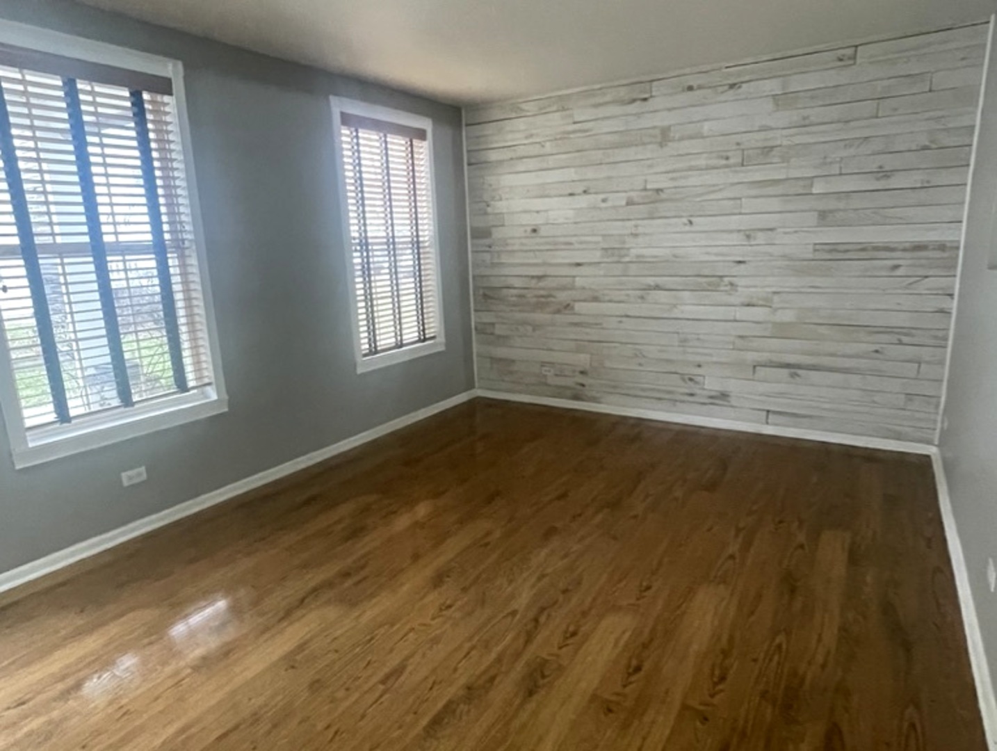 939 Symphony Drive, Aurora, IL 60504