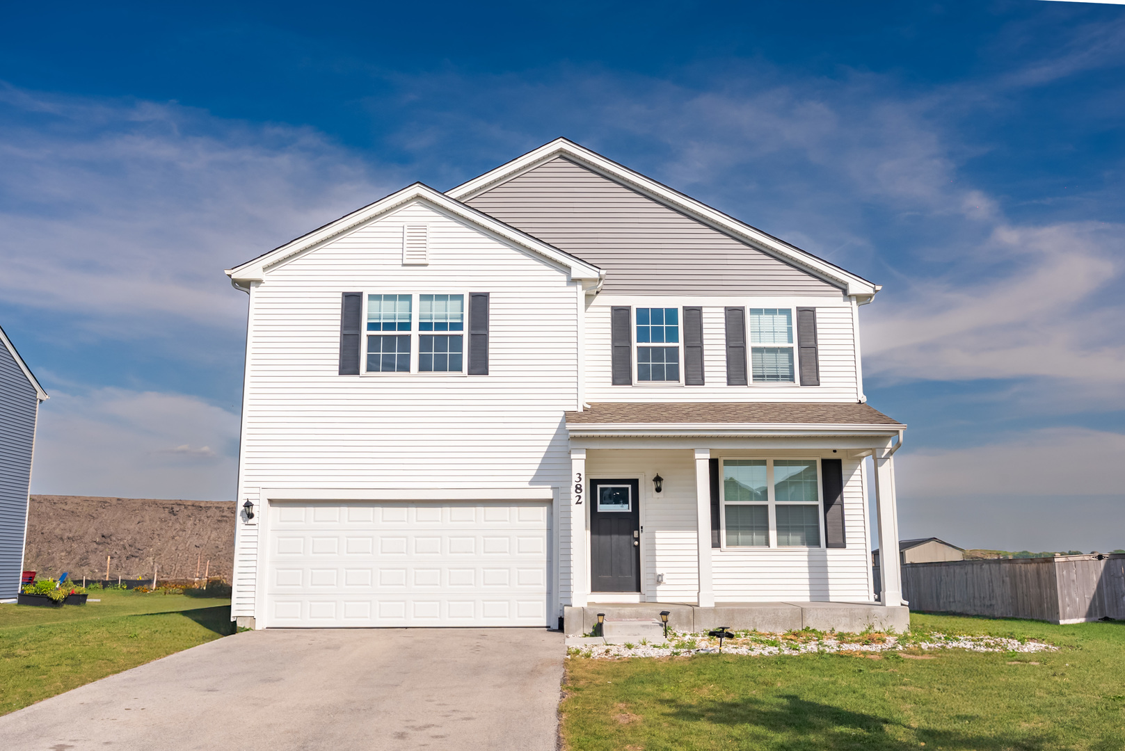 382 Hemlock Lane, Oswego, IL 60543