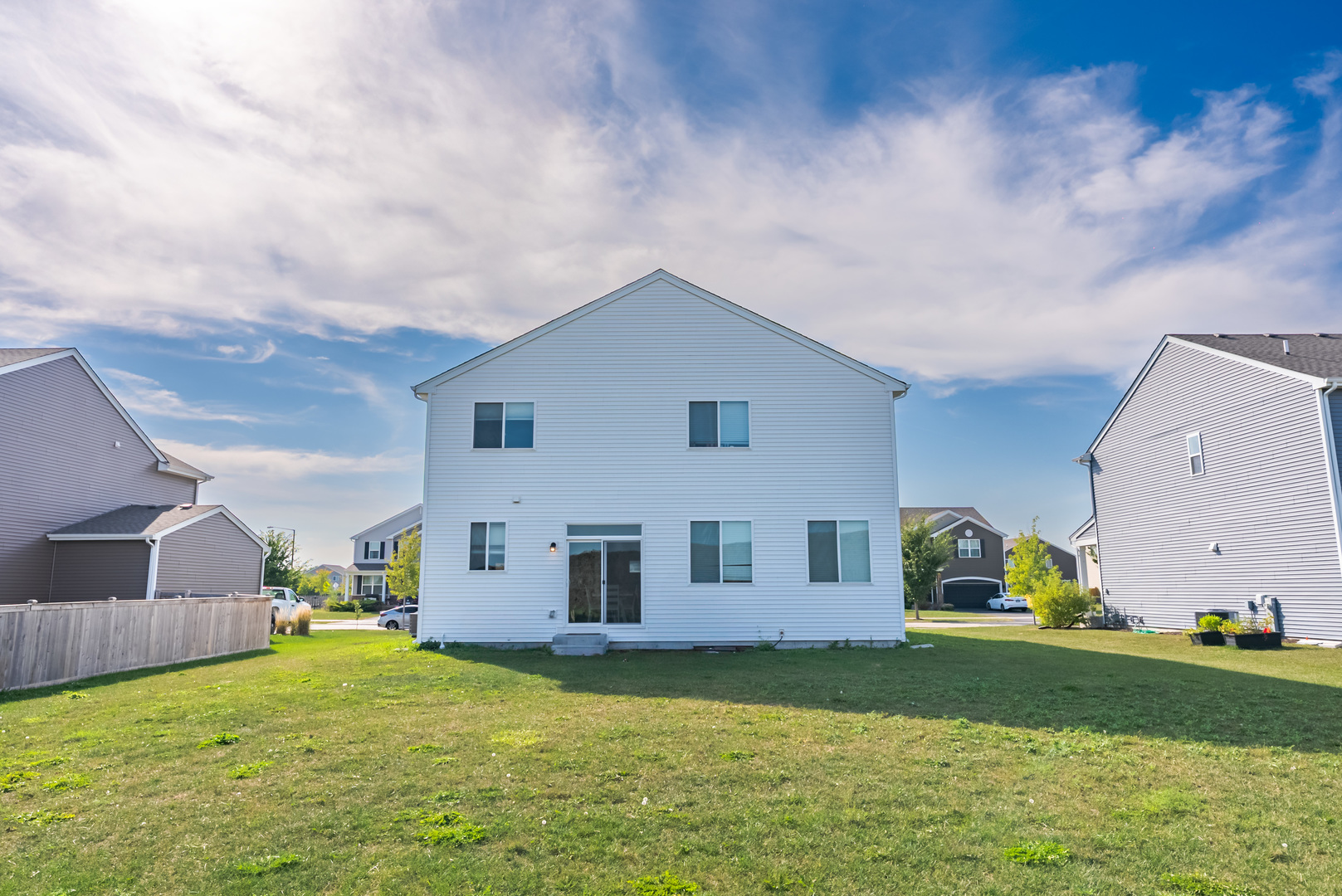 382 Hemlock Lane, Oswego, IL 60543