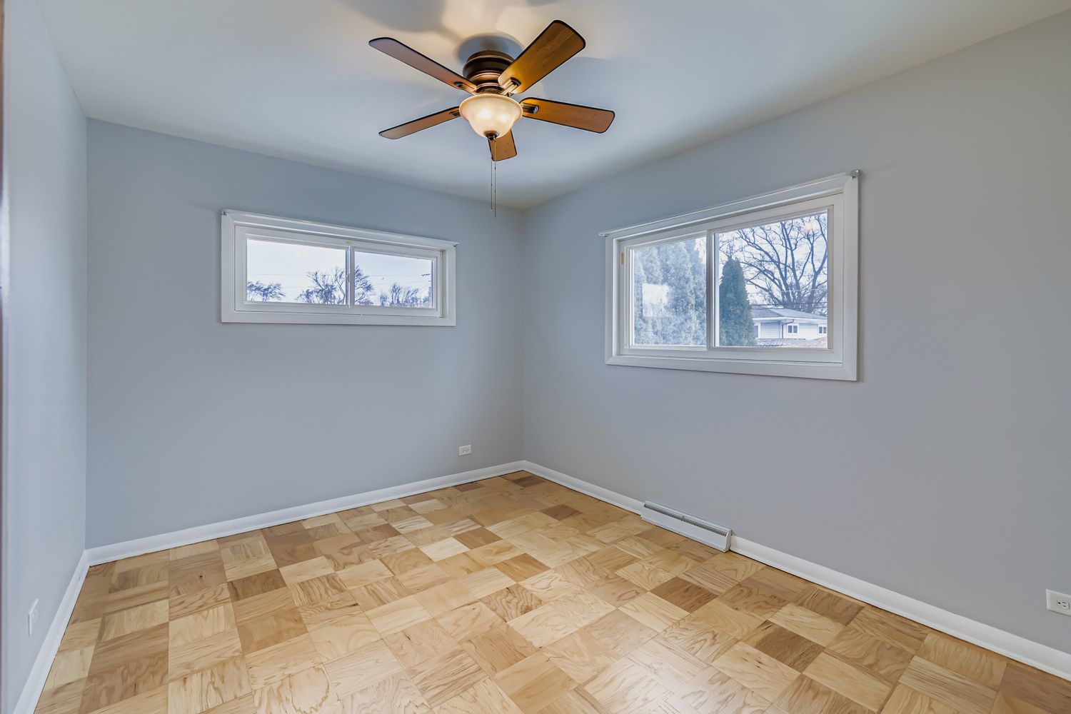 887 Ingram Place, Des Plaines, IL 60016