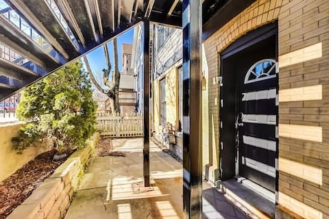 1730 W Beach Avenue #2, Chicago, IL 60622