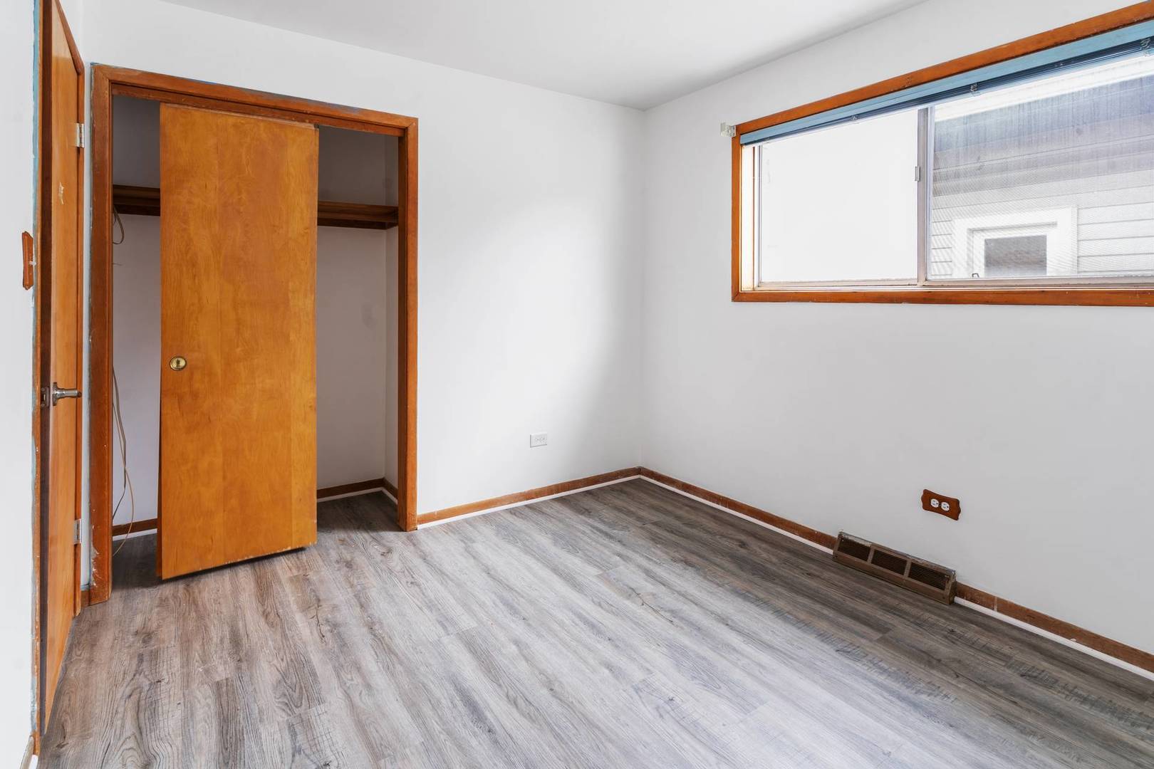 2206 W 81st Place, Chicago, IL 60620