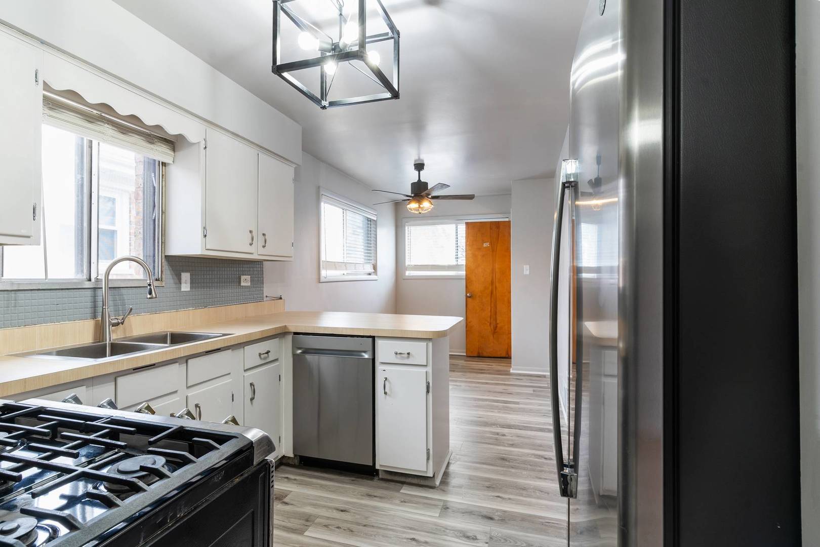 2206 W 81st Place, Chicago, IL 60620