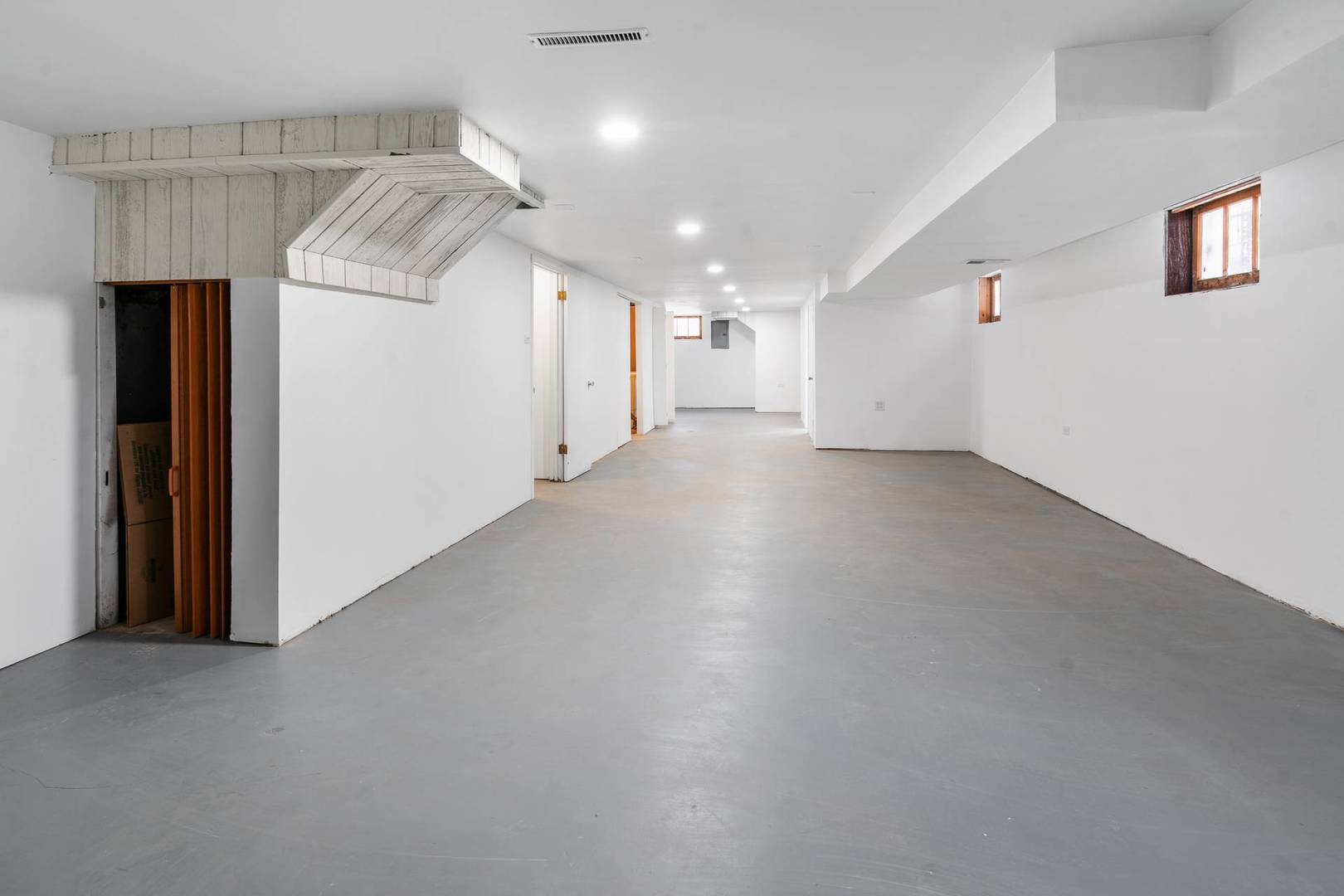 2206 W 81st Place, Chicago, IL 60620