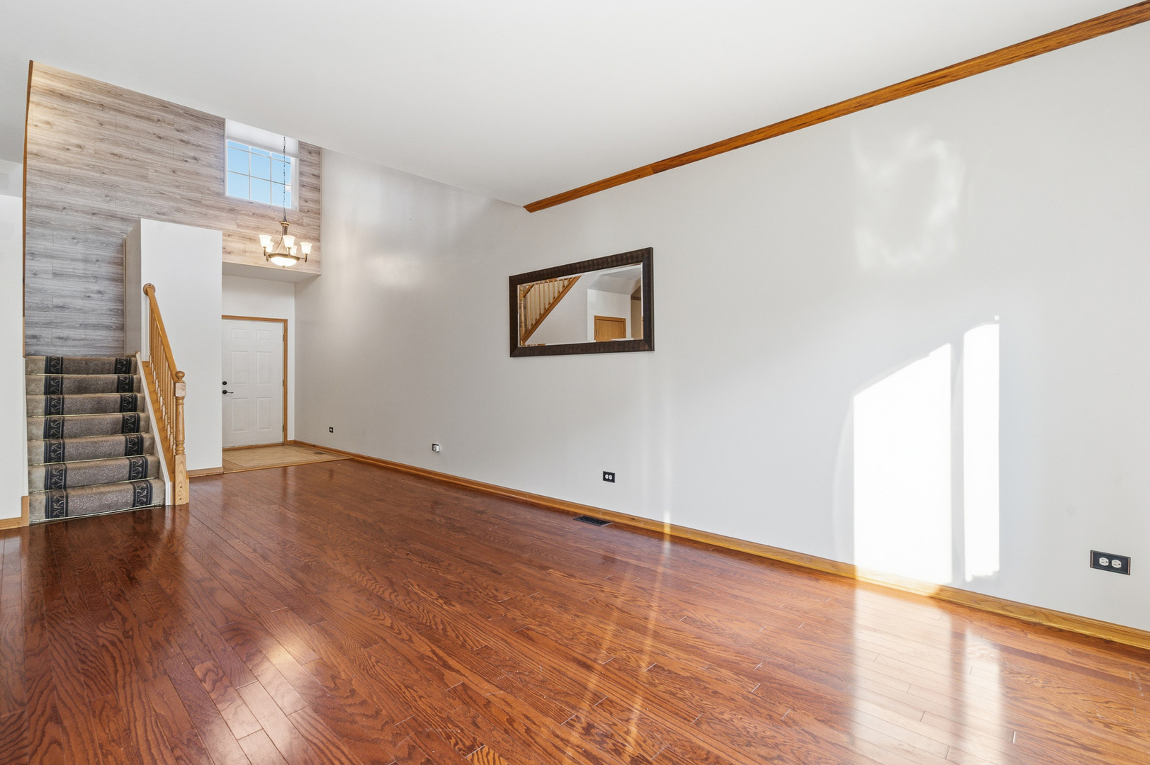 17656 S Gilbert Drive, Lockport, IL 60441