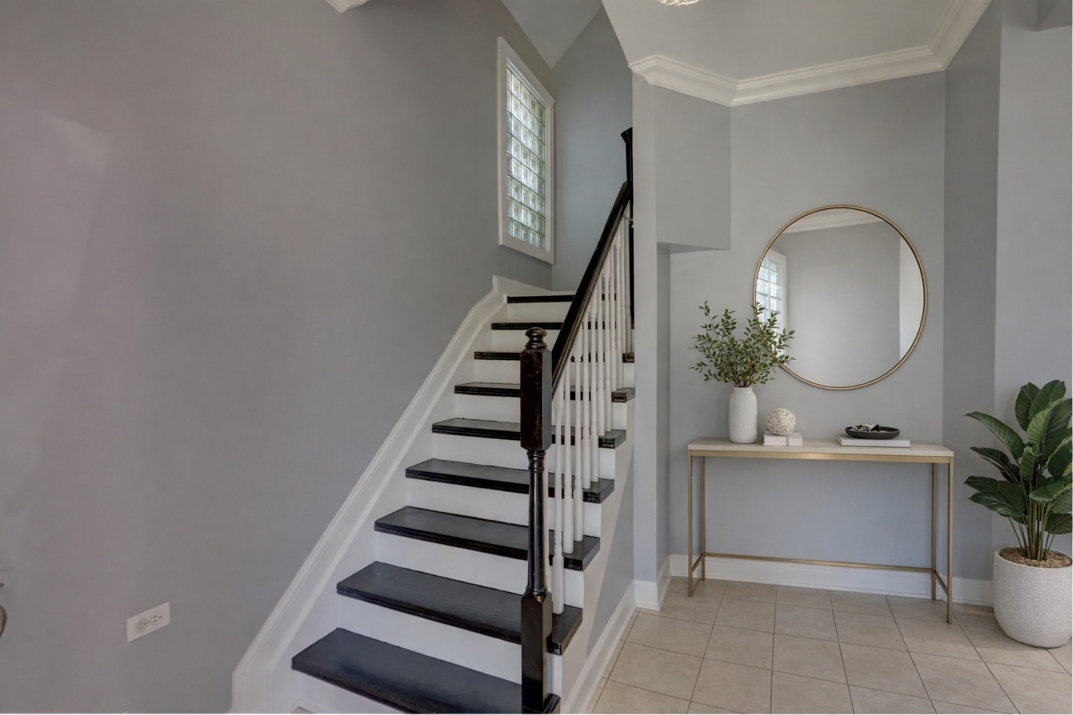 133 N 17th Avenue, Melrose Park, IL 60160