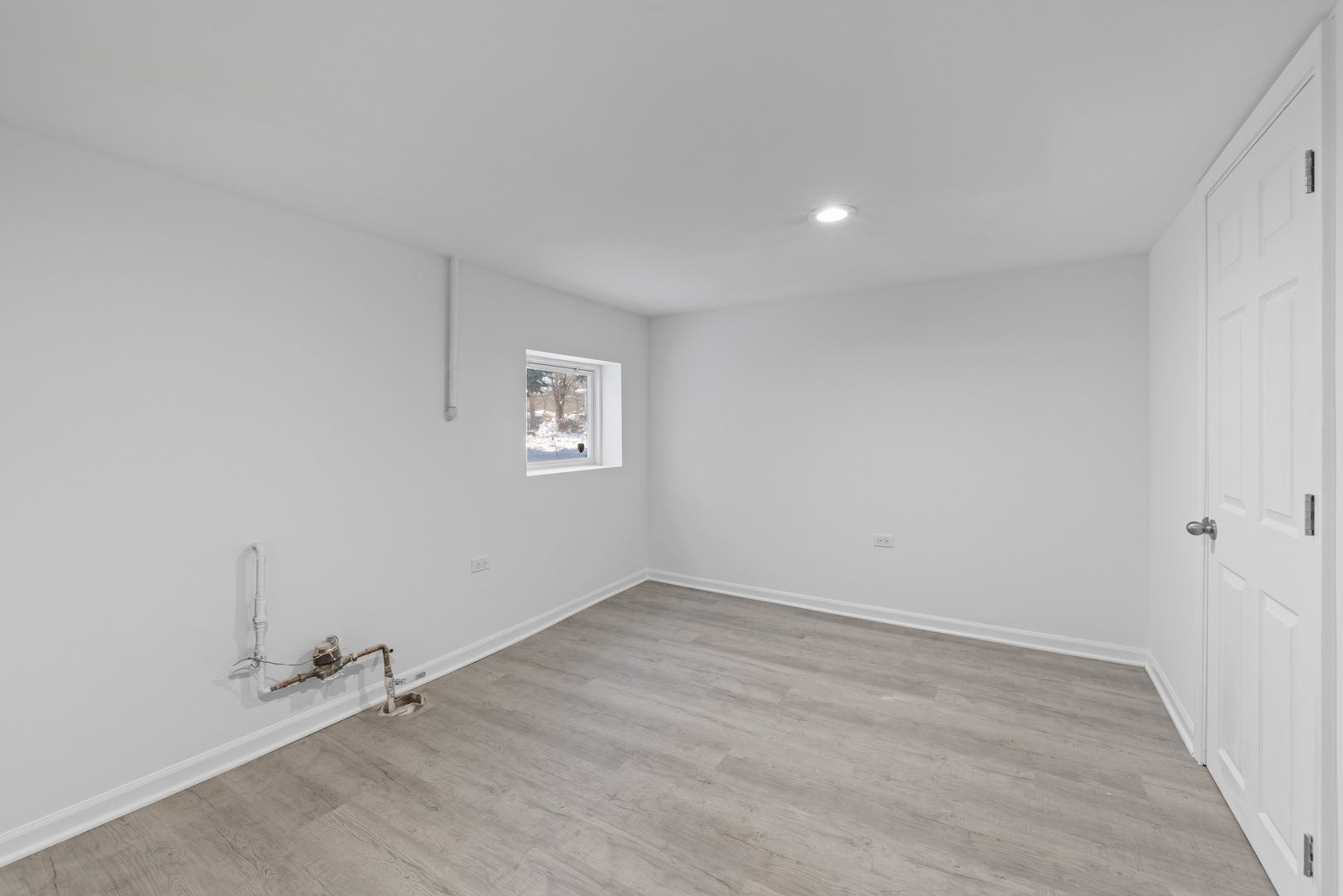 635 S 18th Avenue, Maywood, IL 60153