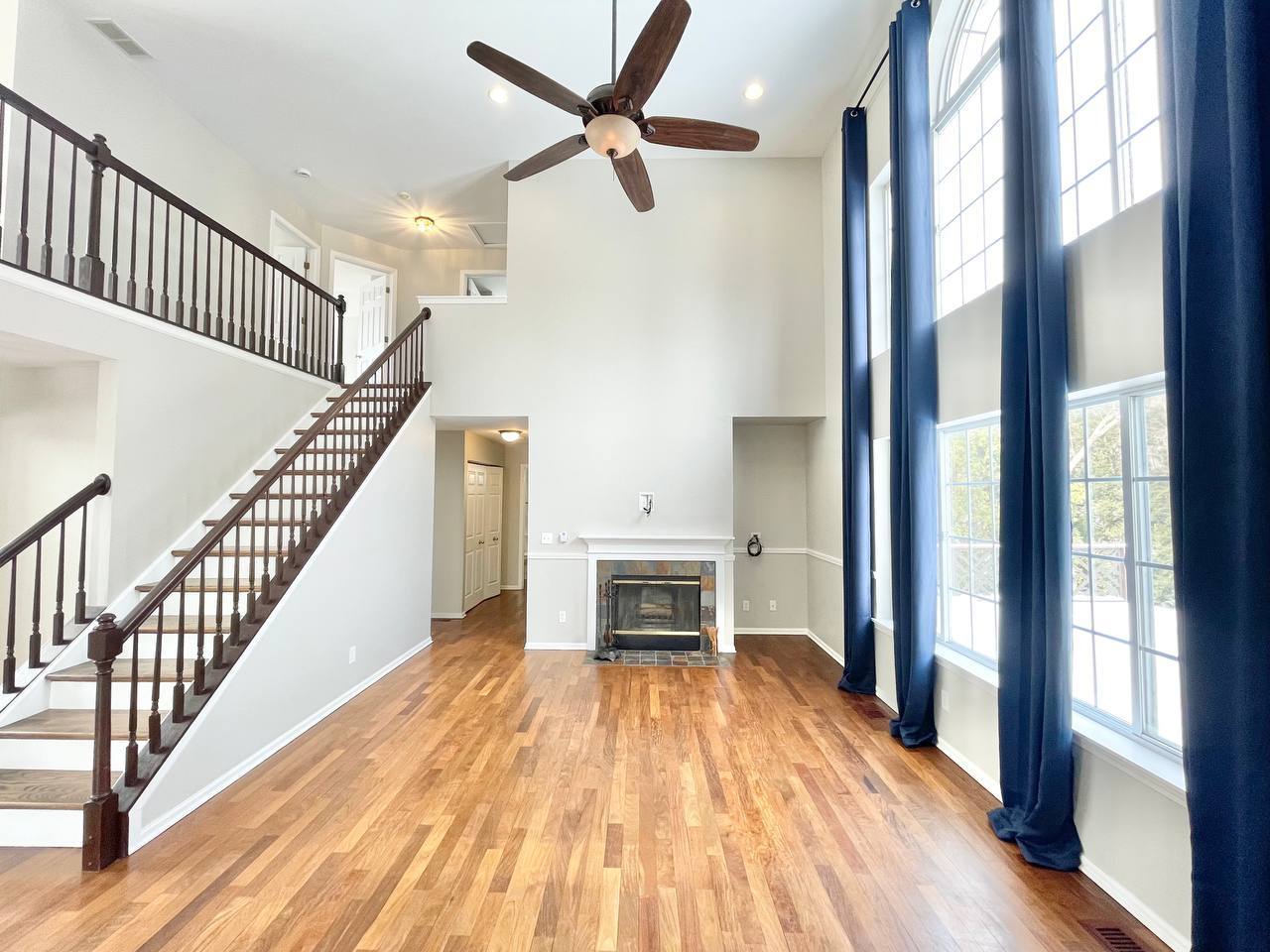 602 Pearces Ford Road, Oswego, IL 60543