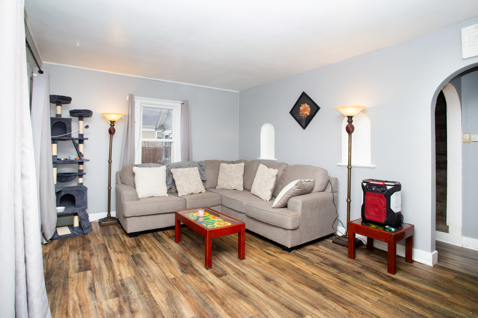 683 Columbia Avenue, Elgin, IL 60120