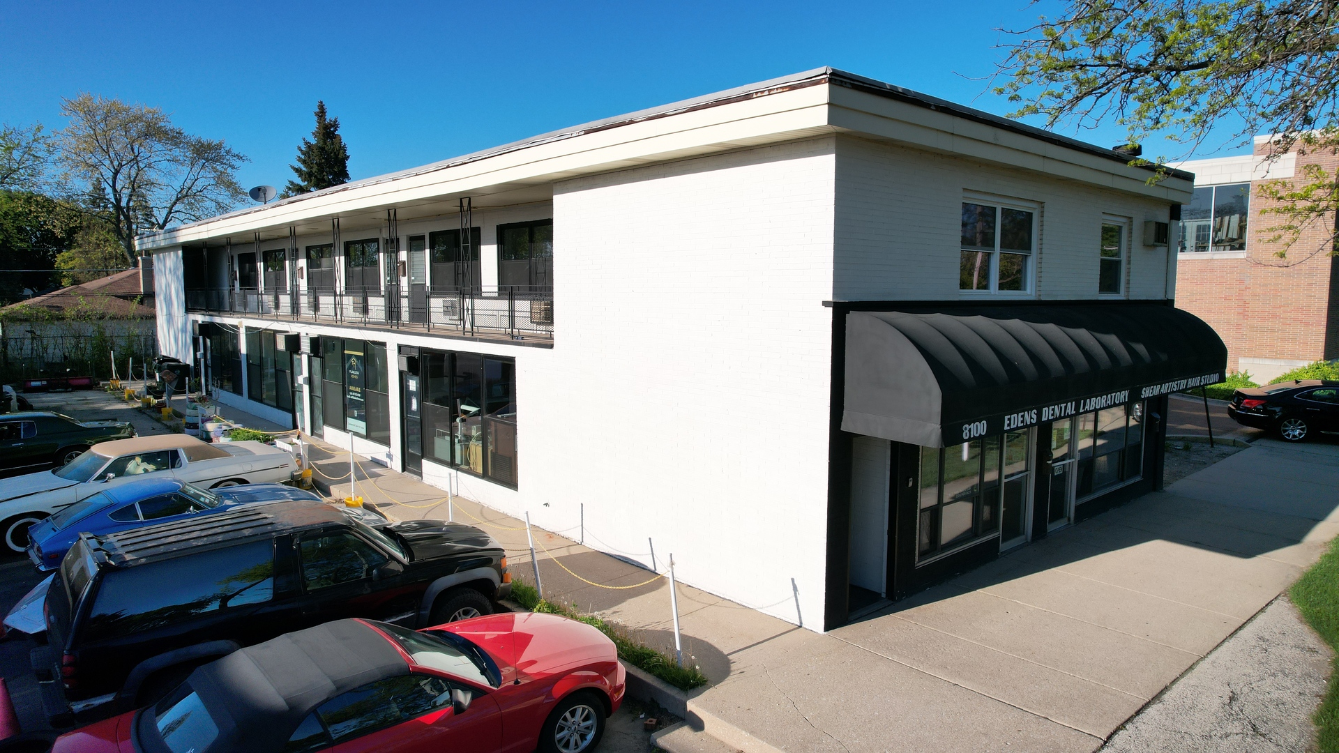 8100 W Oakton Street #101, Niles, IL 60714