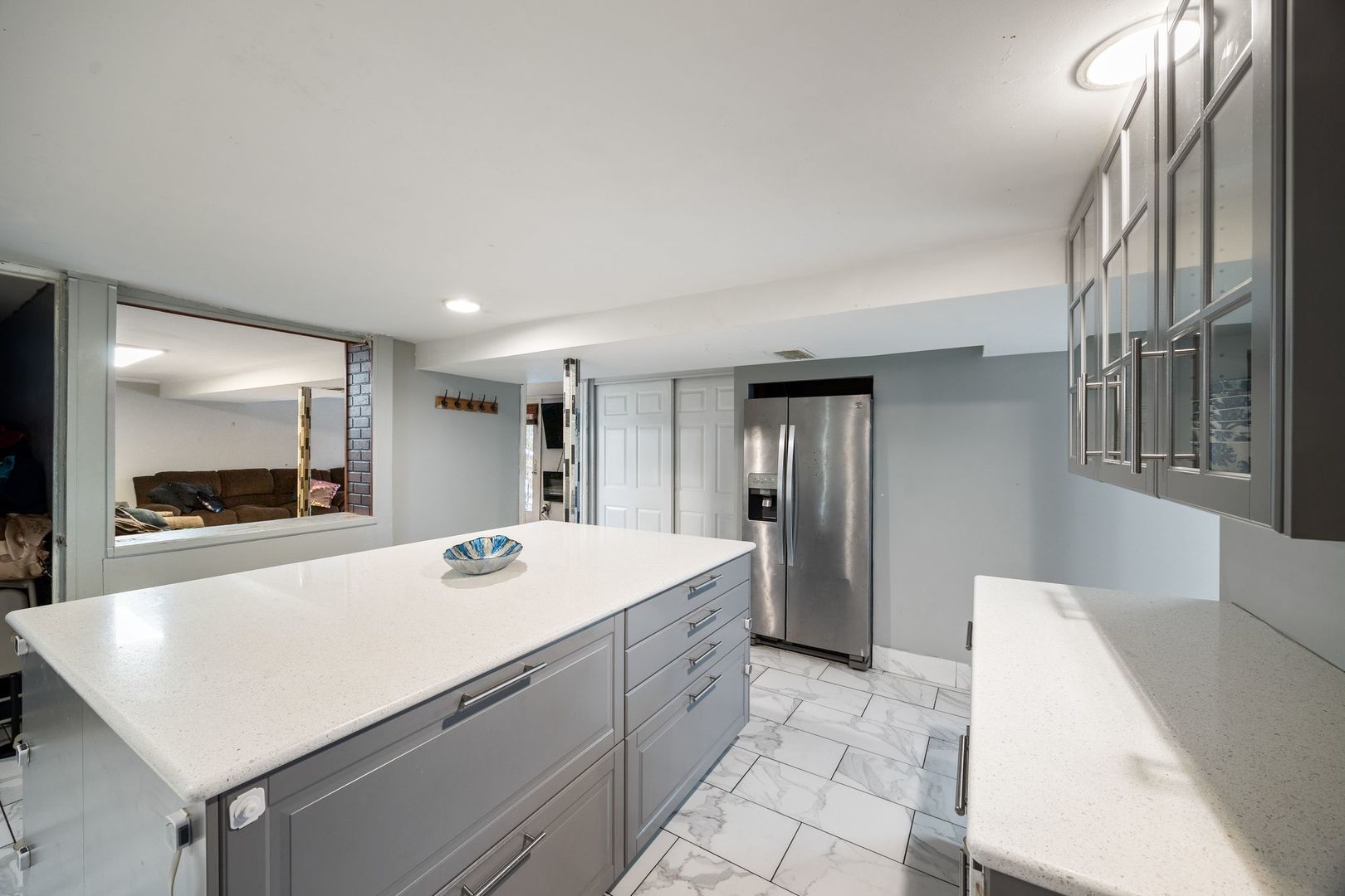 10043 S 84th Avenue, Palos Hills, IL 60465