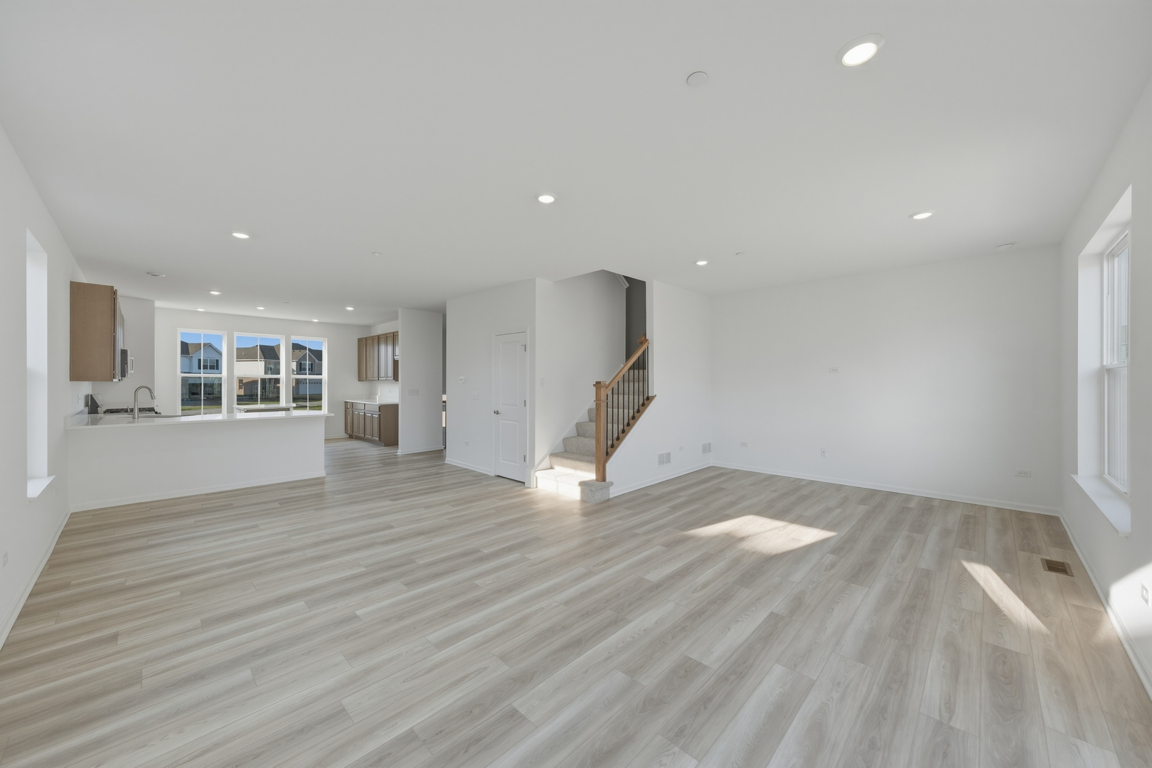 1256 Glenmont Street, Algonquin, IL 60102