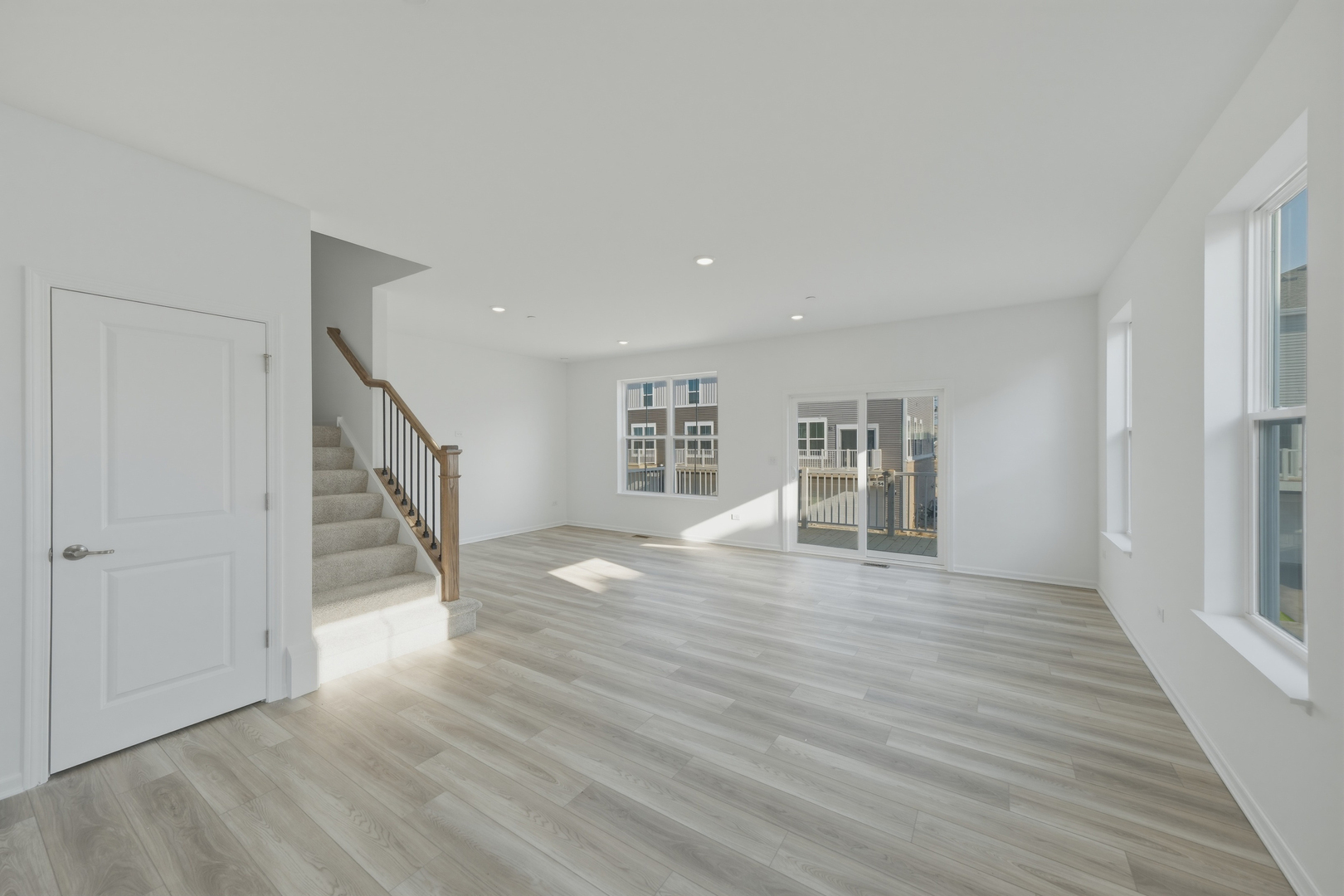 1256 Glenmont Street, Algonquin, IL 60102