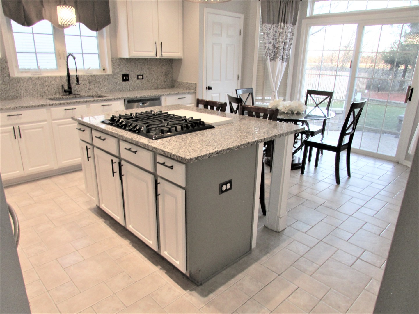 18627 LAZY ACRE Road, Lake Villa, IL 60046