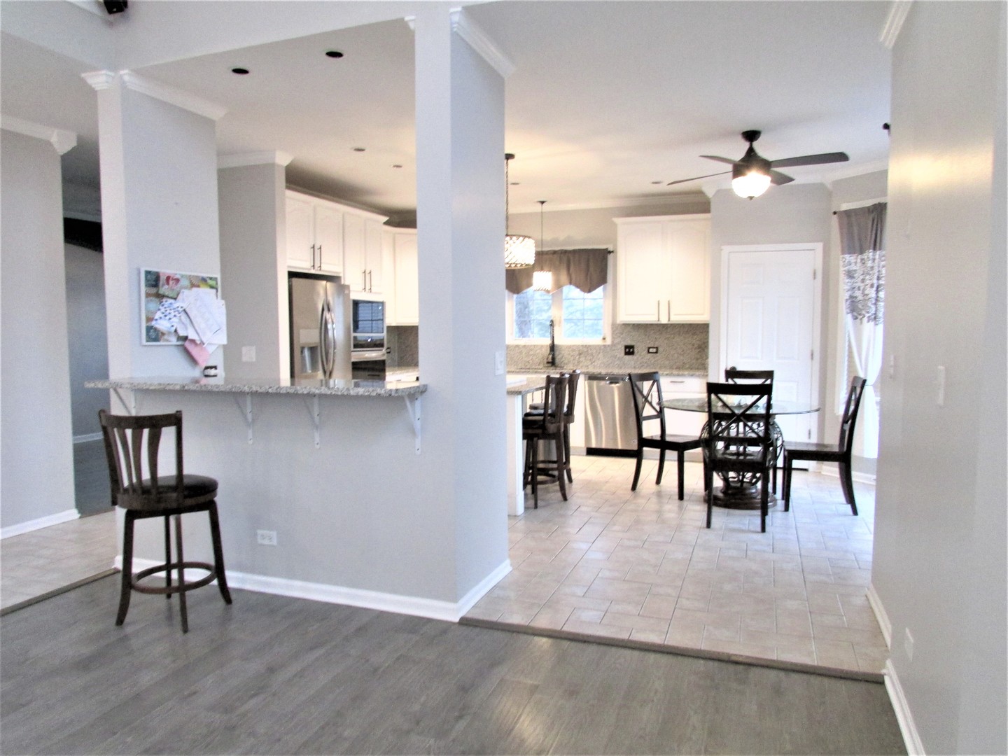 18627 LAZY ACRE Road, Lake Villa, IL 60046