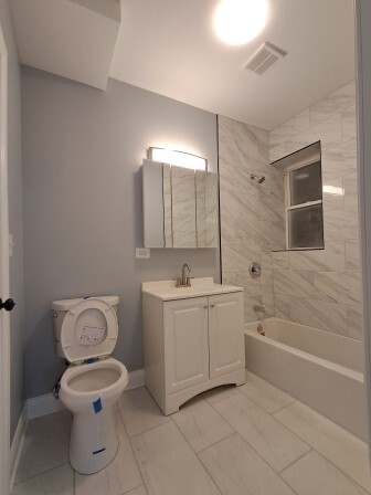 935 W Marquette Road #1, Chicago, IL 60621