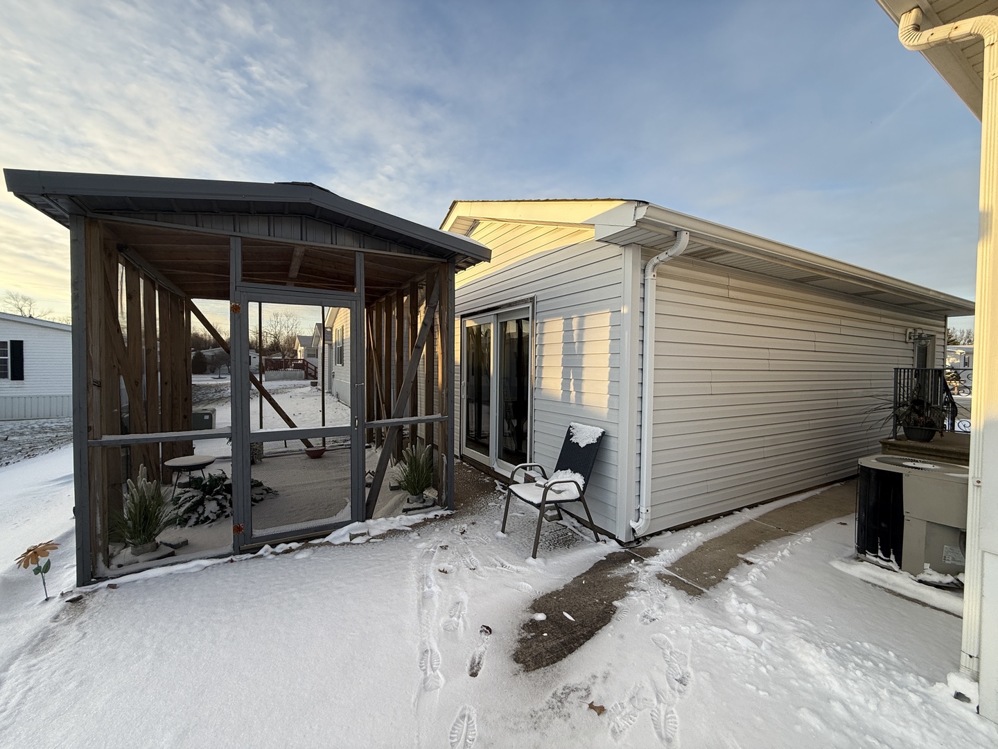 361 DAFFODIL Lane, Matteson, IL 60443