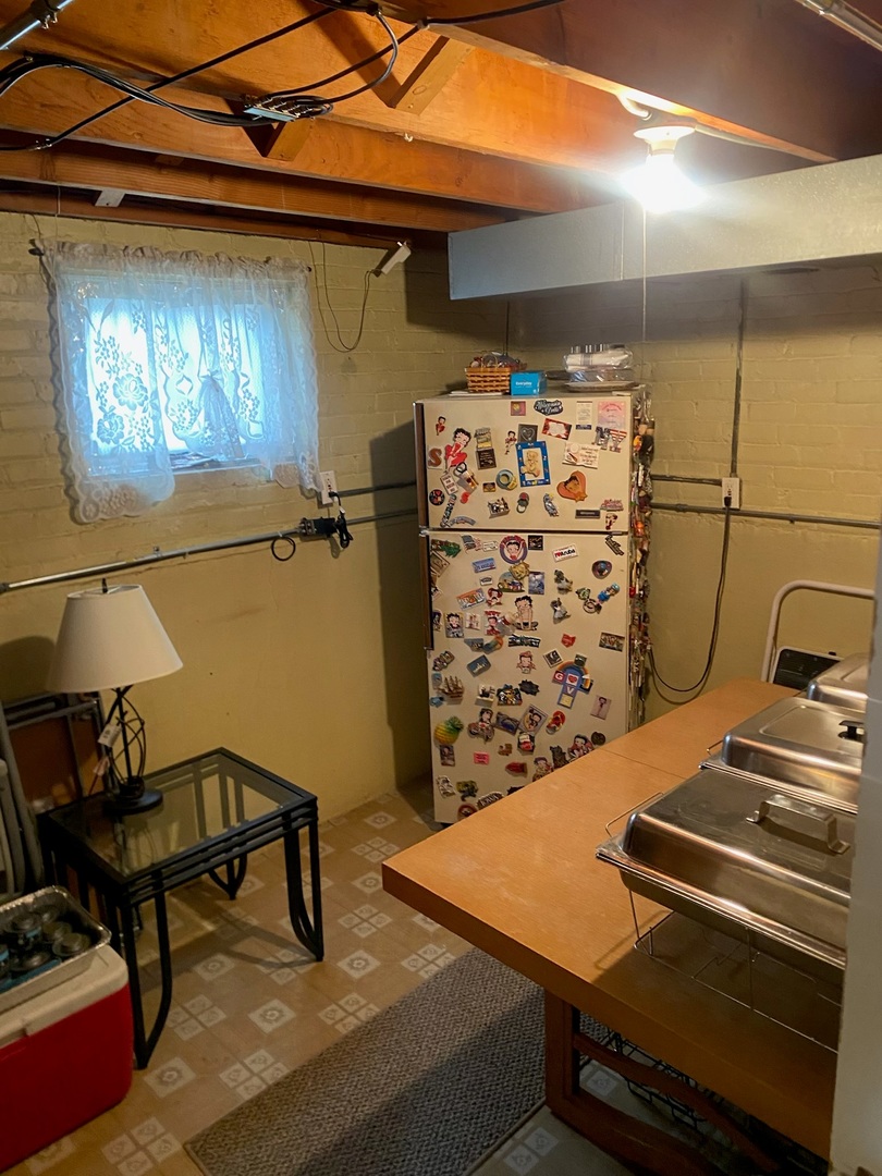 372 Bensley Avenue, Calumet City, IL 60409