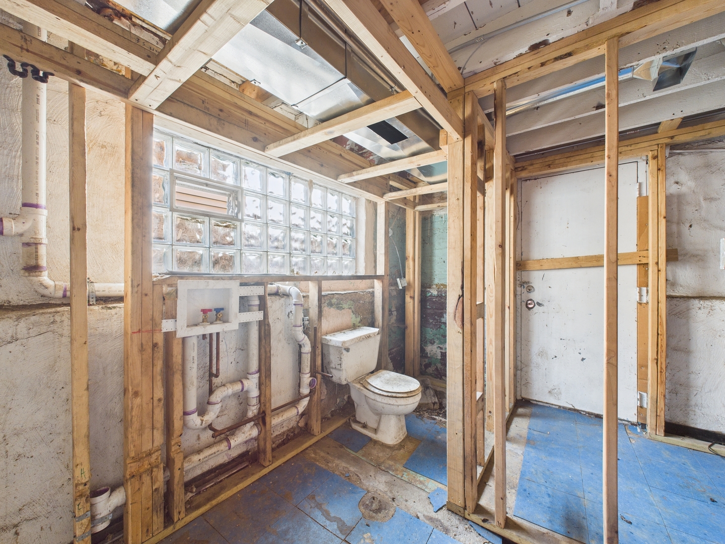 8116 S Marquette Avenue, Chicago, IL 60617