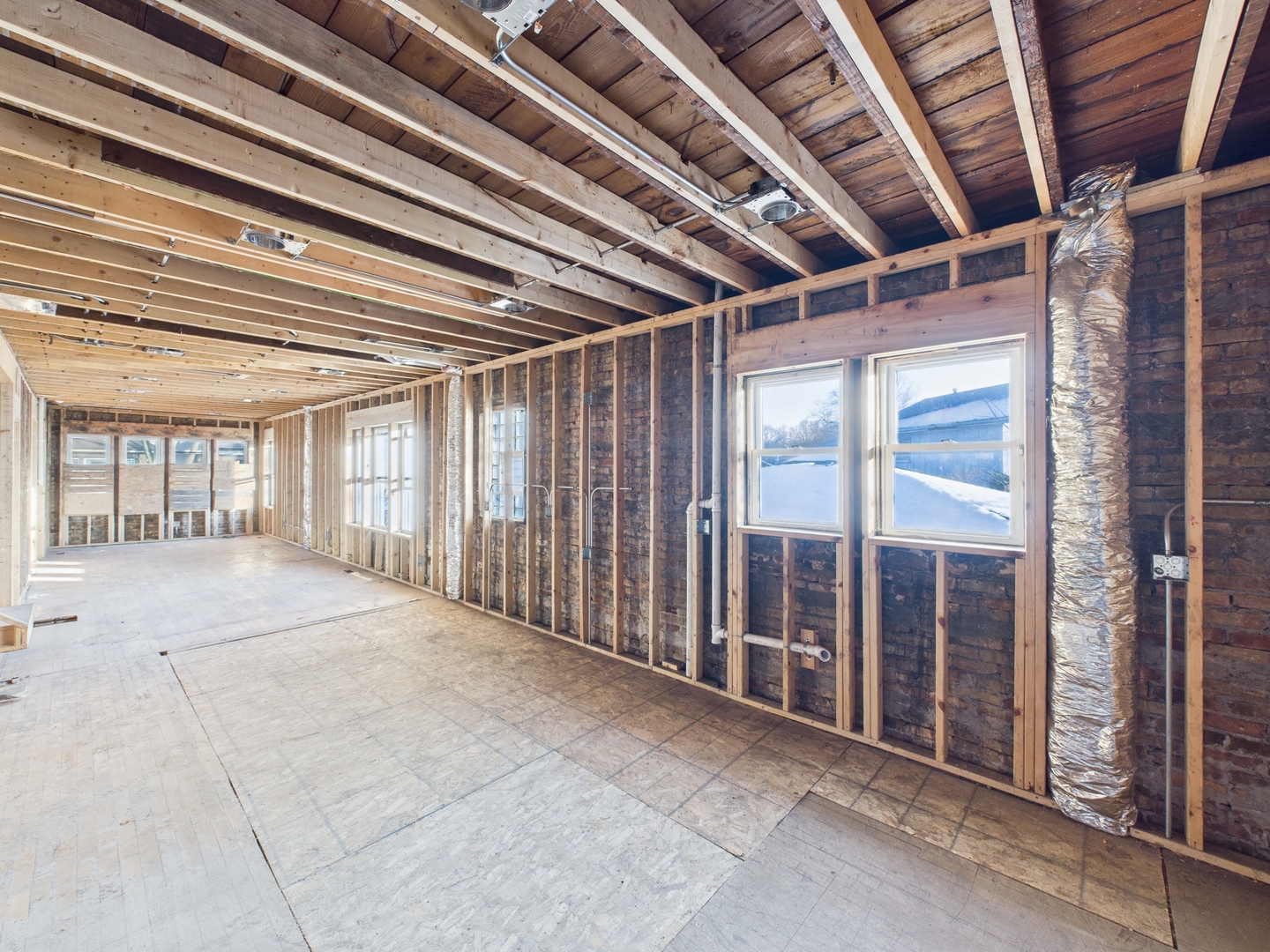 8116 S Marquette Avenue, Chicago, IL 60617