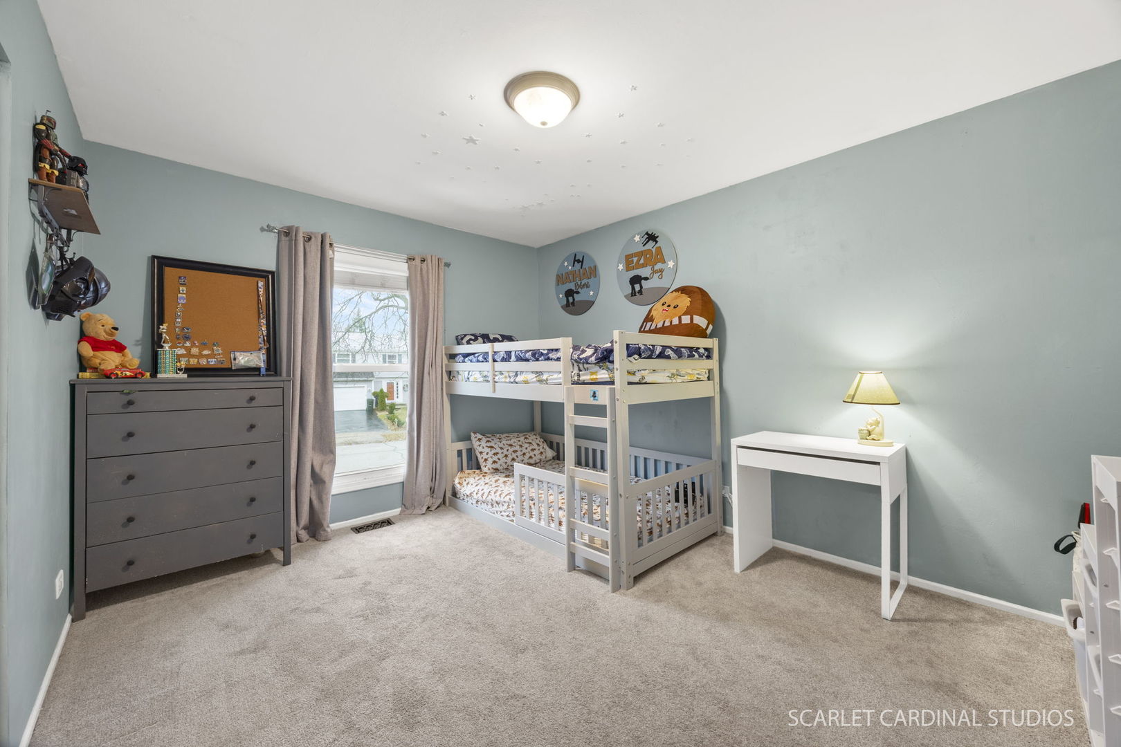 2221 Woodland Circle, Naperville, IL 60565