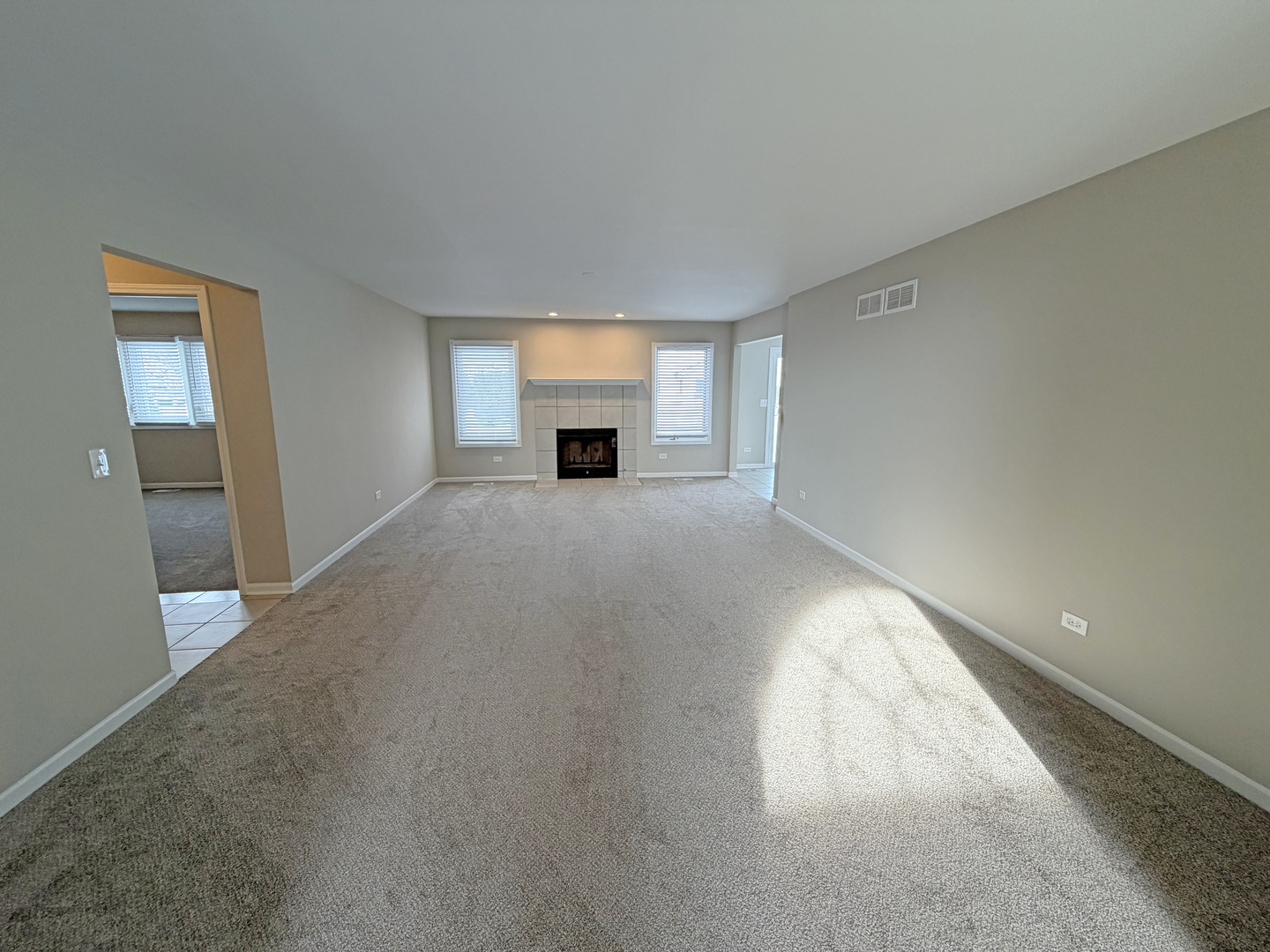 620 Larkspur Lane, Matteson, IL 60443