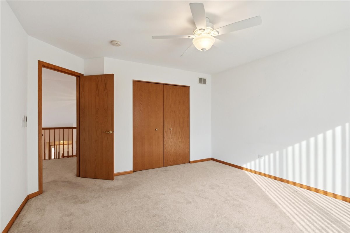 13901 S Tamarack Drive, Plainfield, IL 60544