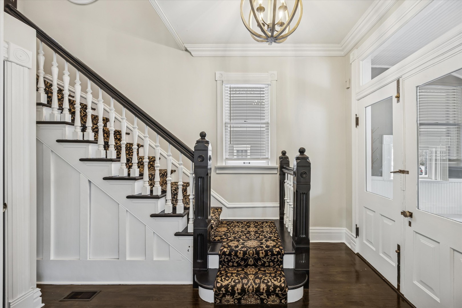 322 N Ashland Avenue, La Grange Park, IL 60526